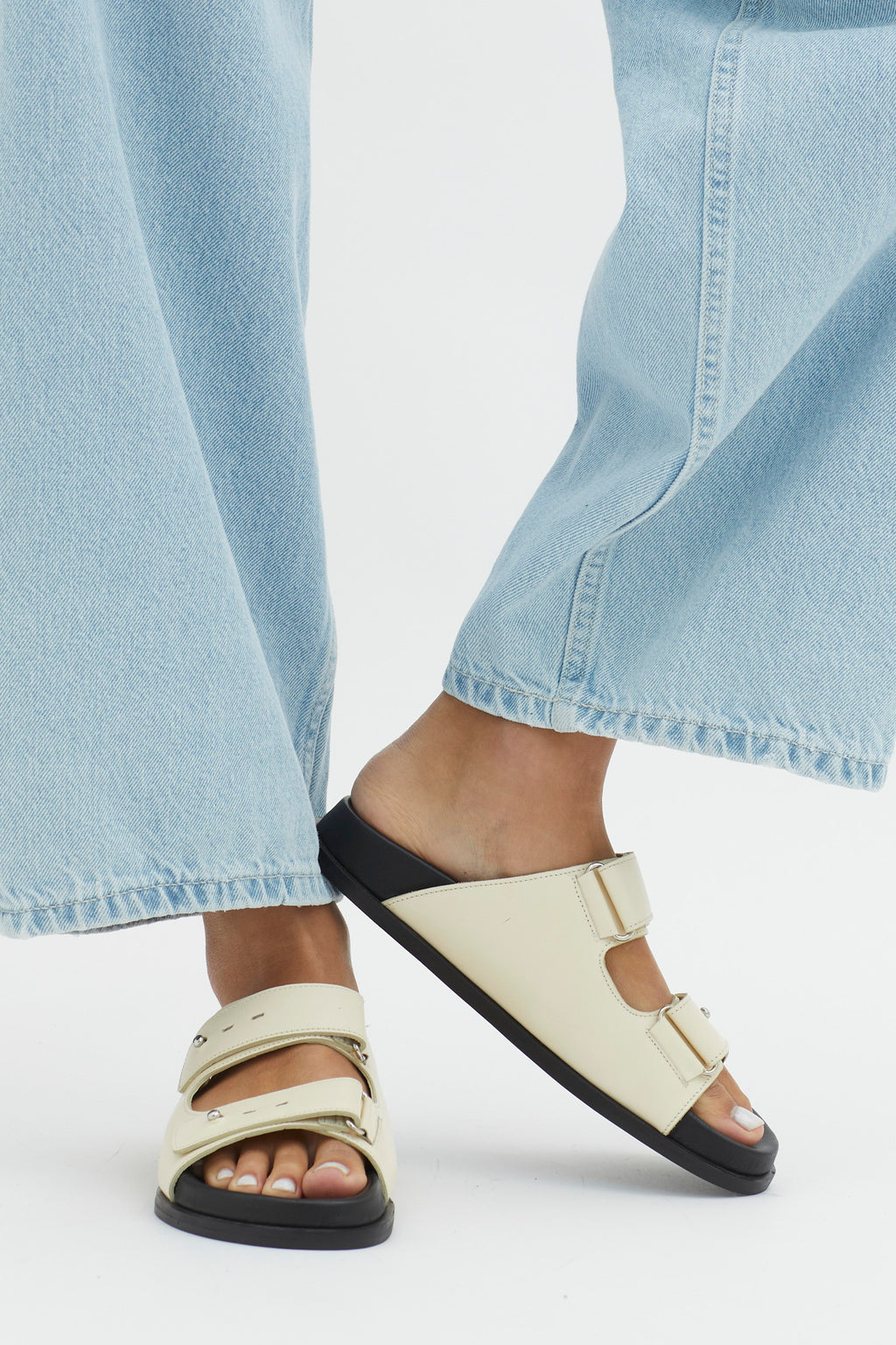 SOL SANA Versus Footbed Off White by Selfie Leslie