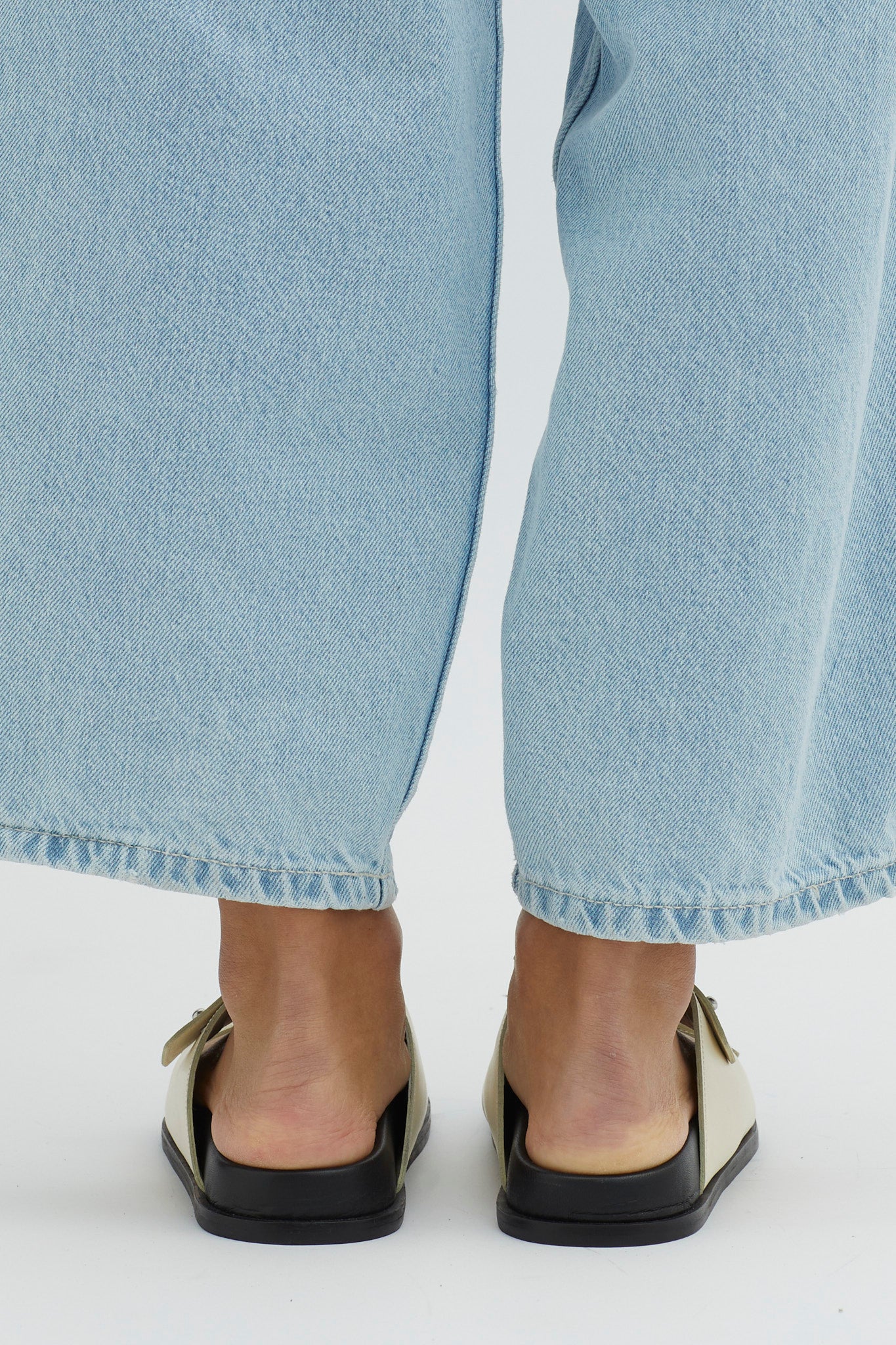 SOL SANA Versus Footbed Off White by Selfie Leslie