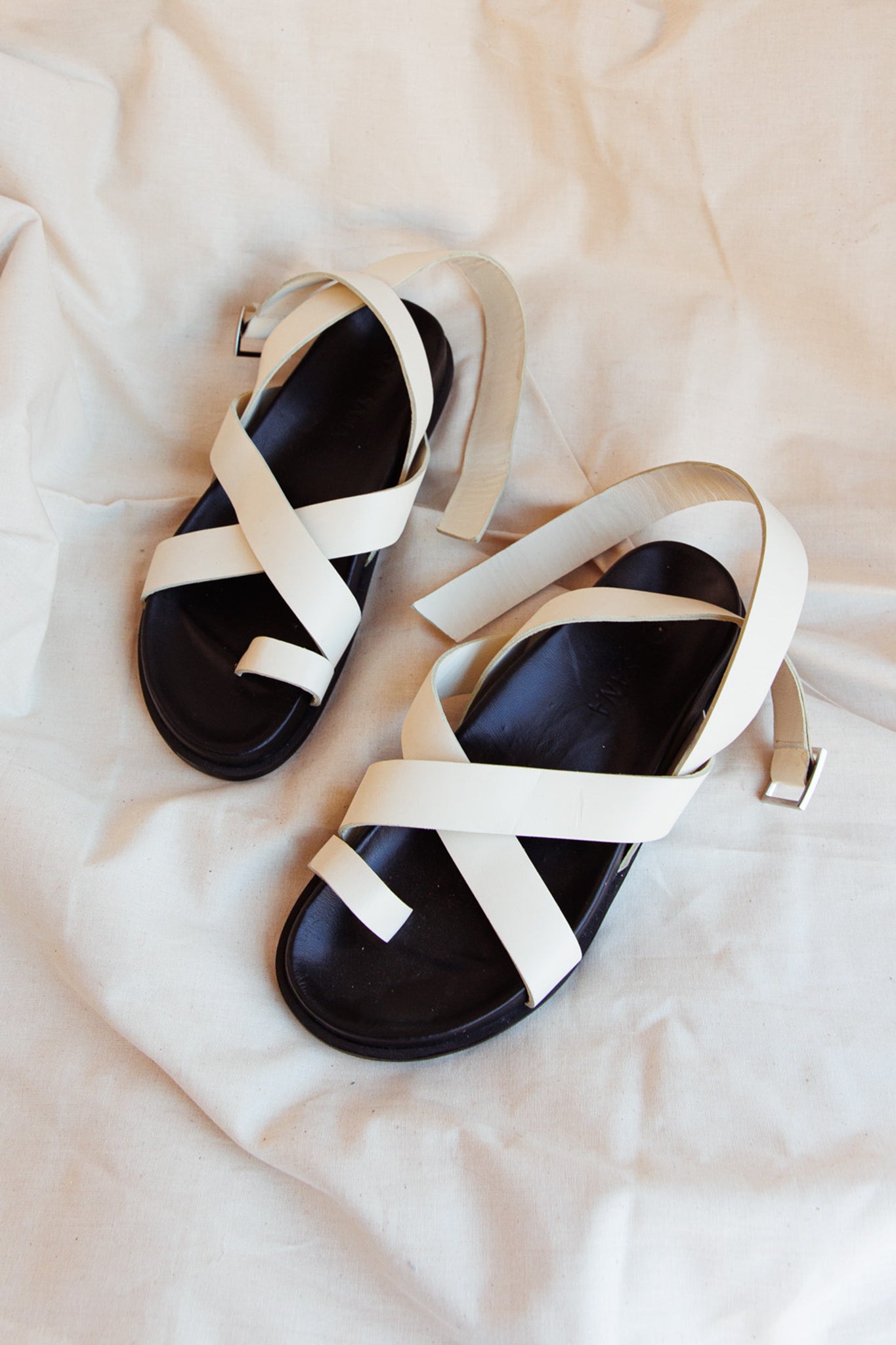 SOL SANA Hitch Footbed Off White by Selfie Leslie