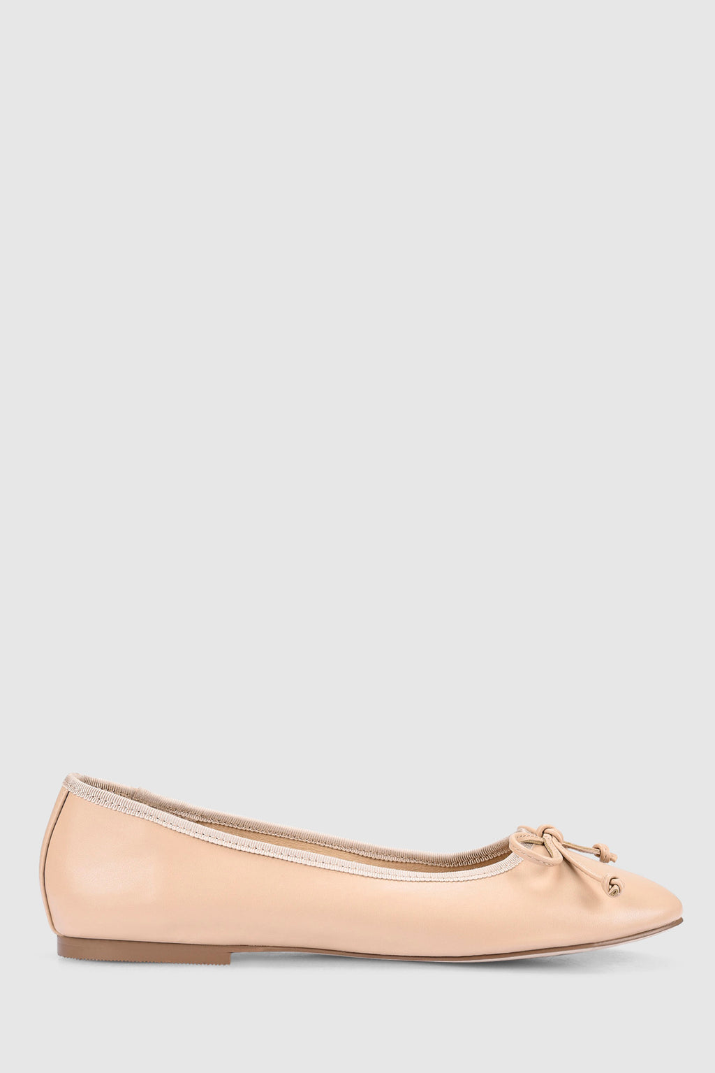 VERALi Ballerina Ballet Flats Nude Smooth by Selfie Leslie