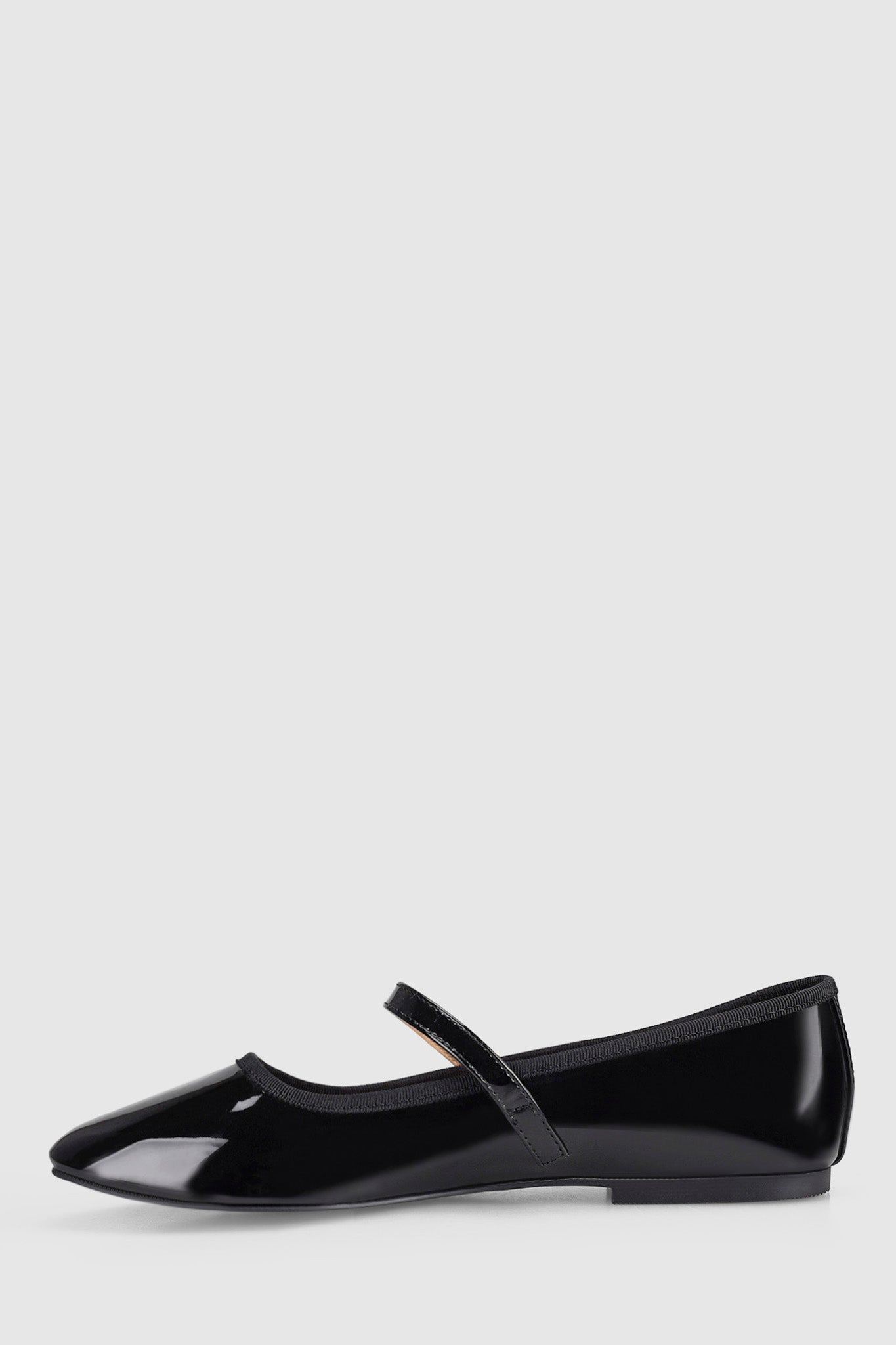 VERALi Bambi Mary-Jane Flats Black Patent by Selfie Leslie