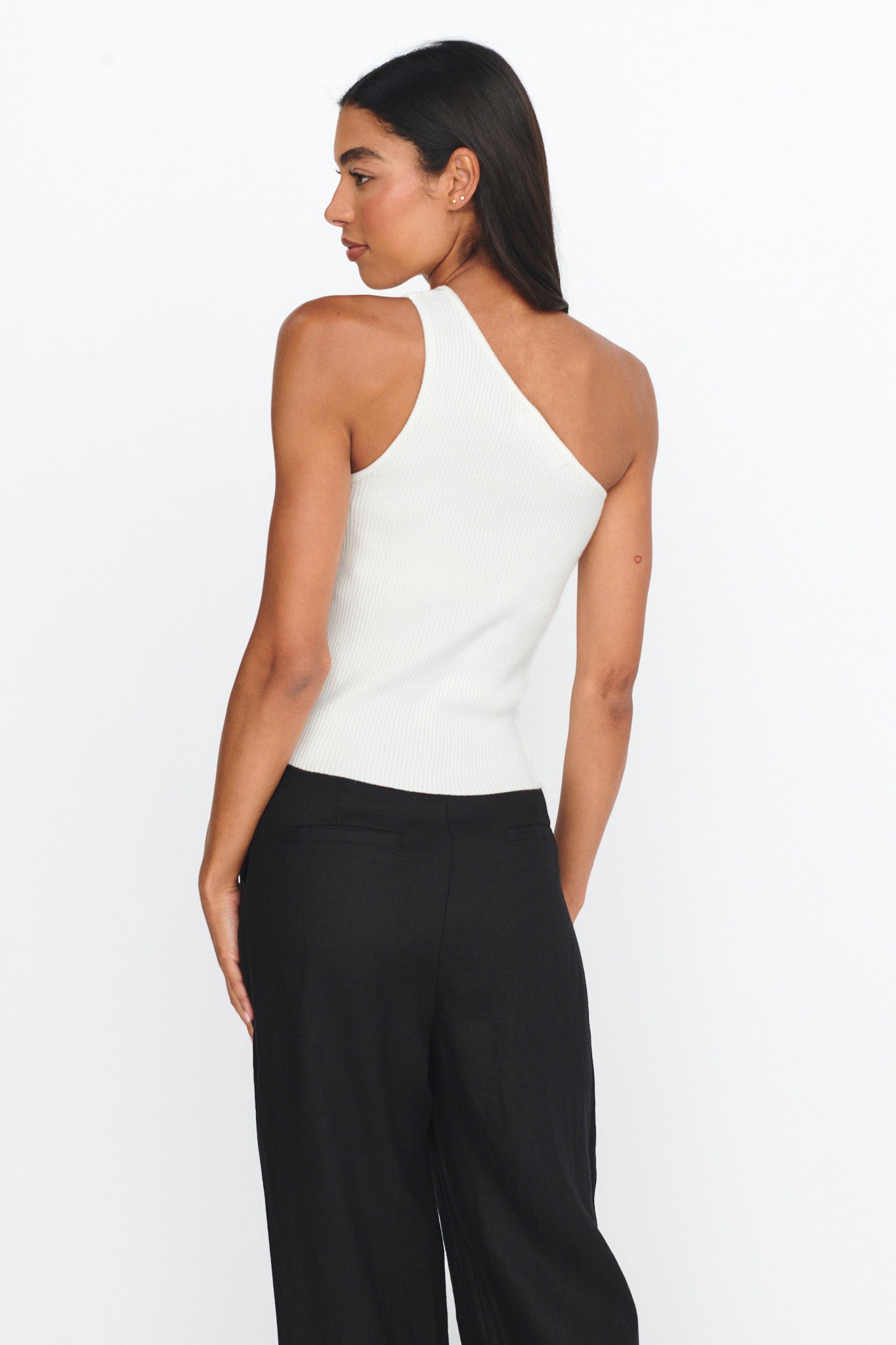Channy One-Shoulder Ribbed Top White by Selfie Leslie