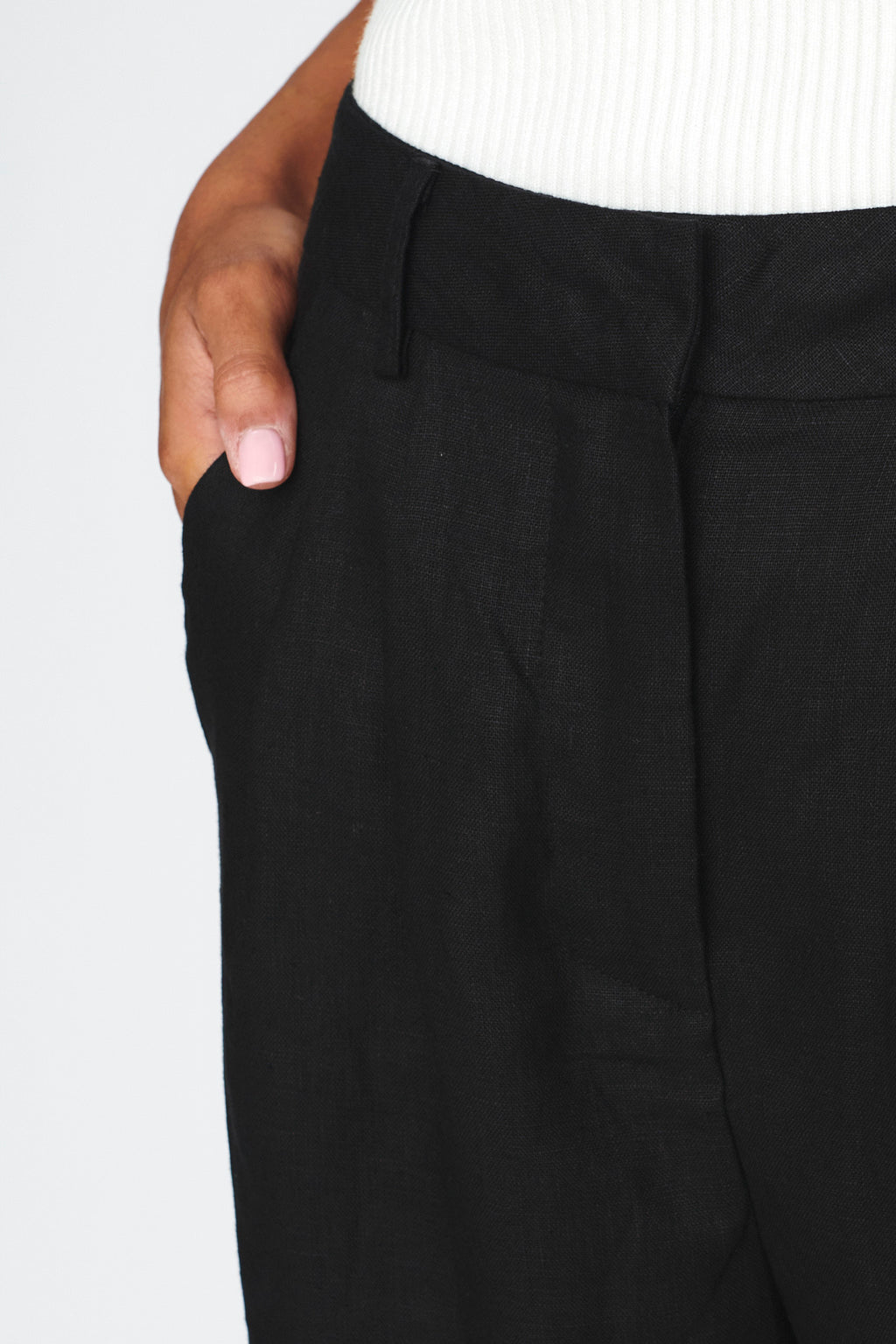 Dodie Straight Leg Trouser Pants Linen Black by Selfie Leslie