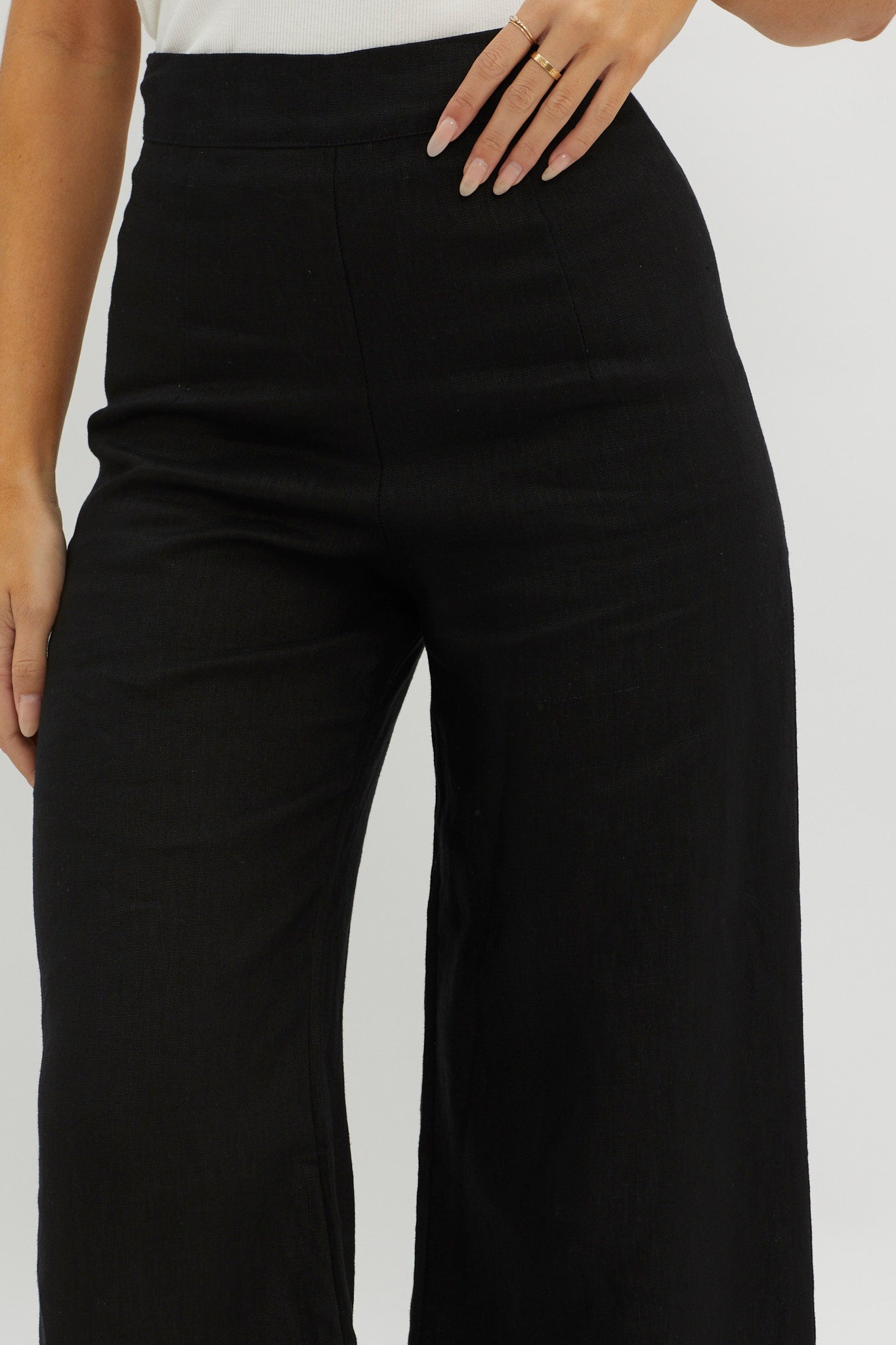 Wanda Wide Leg Pants Black by Selfie Leslie