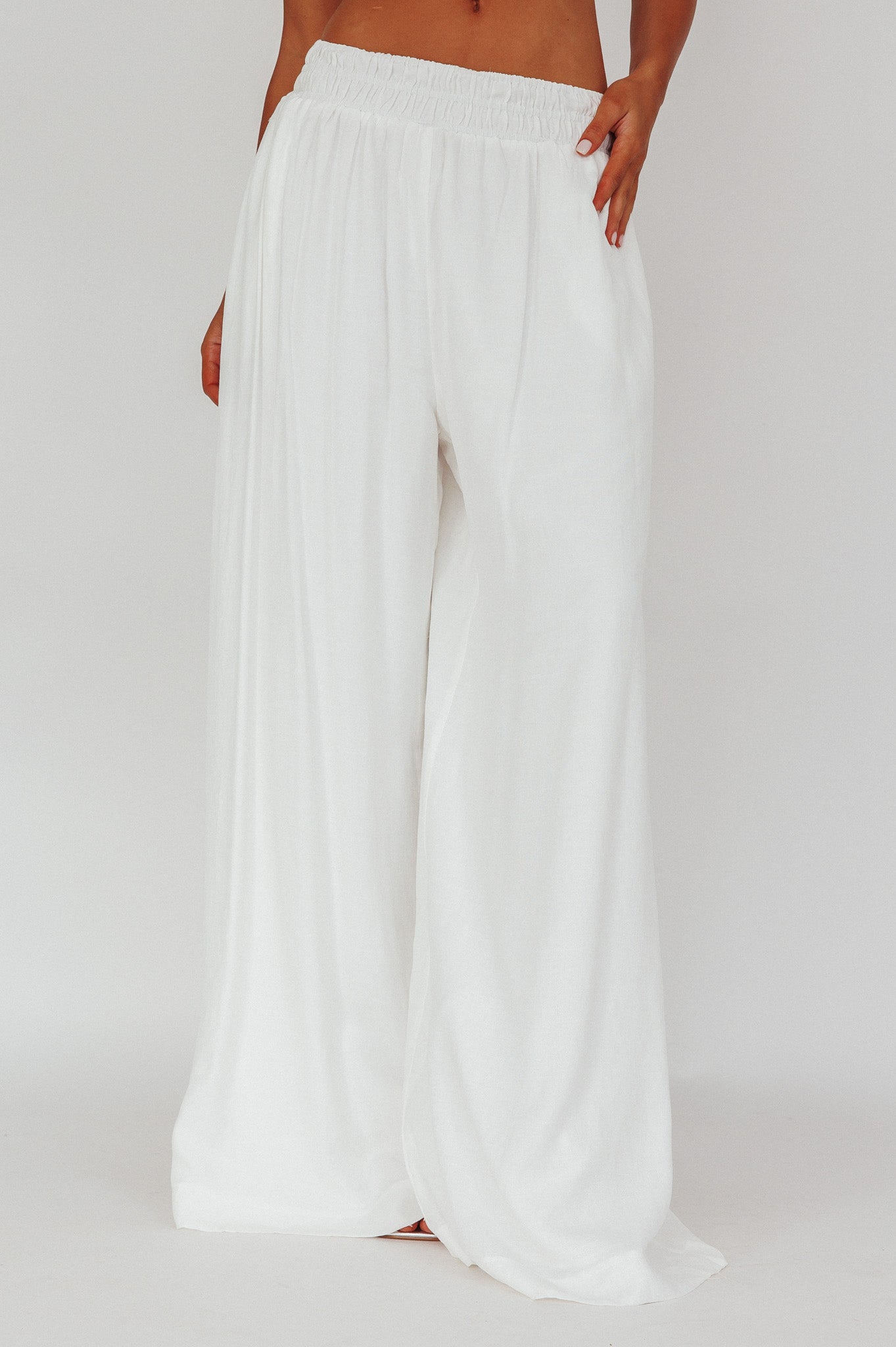 Darna Shirred Waist Wide Leg Pants Off White | Selfie Leslie