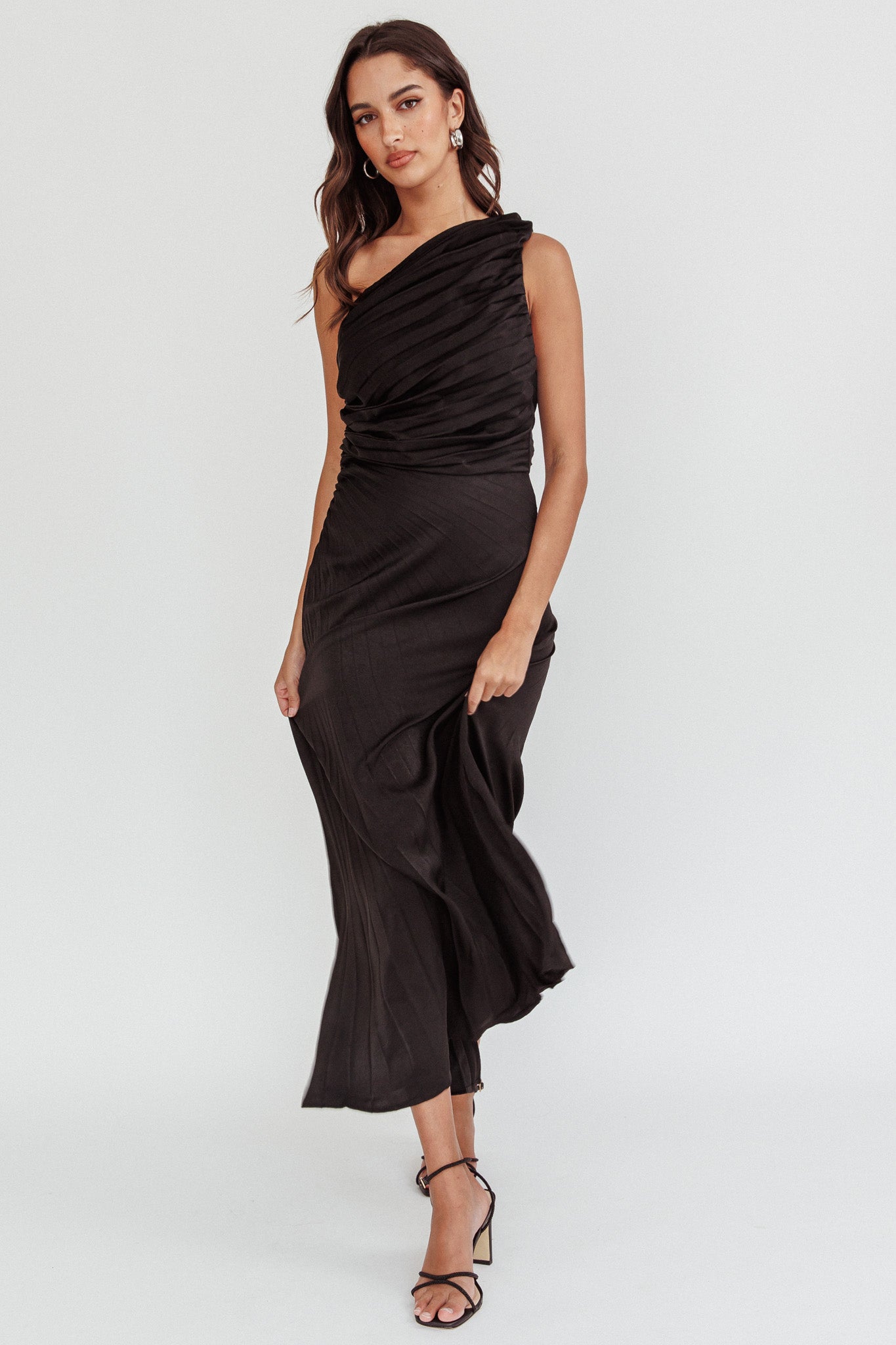 Scarlett One-Shoulder Pleat Maxi Dress Black by Selfie Leslie