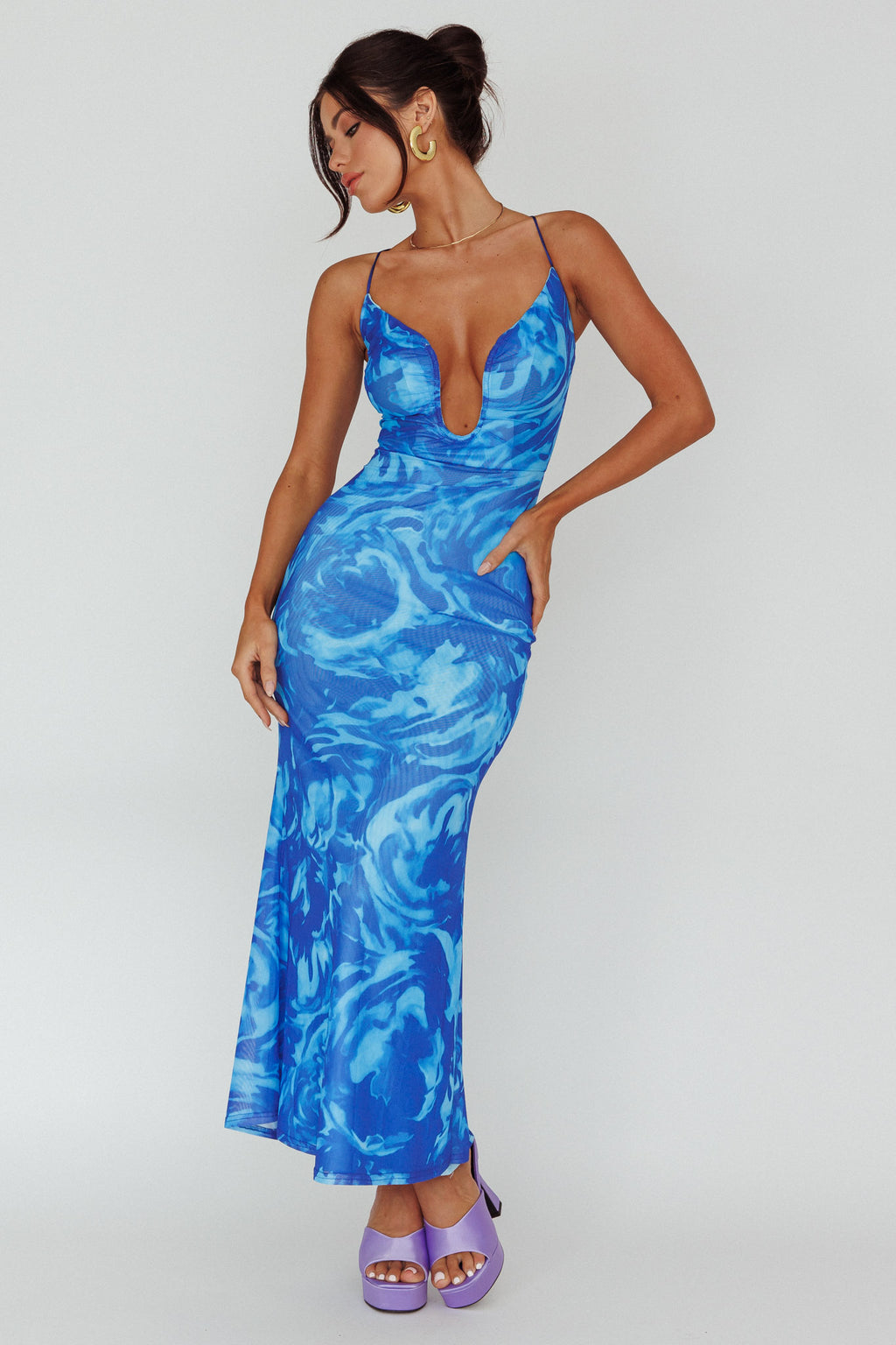 Nouveau U-Neckline Midi Dress Marbled Blue by Selfie Leslie