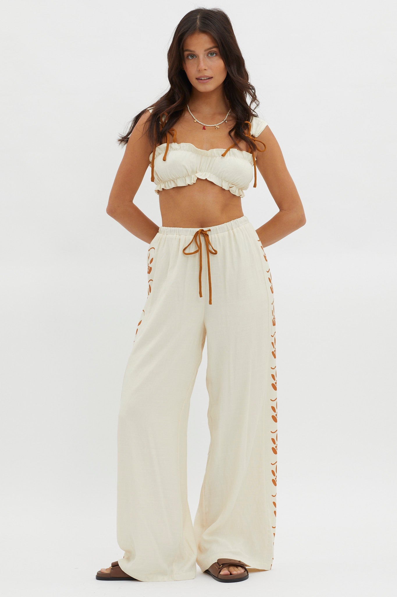 Maghan Side Print Long Pants Beige by Selfie Leslie