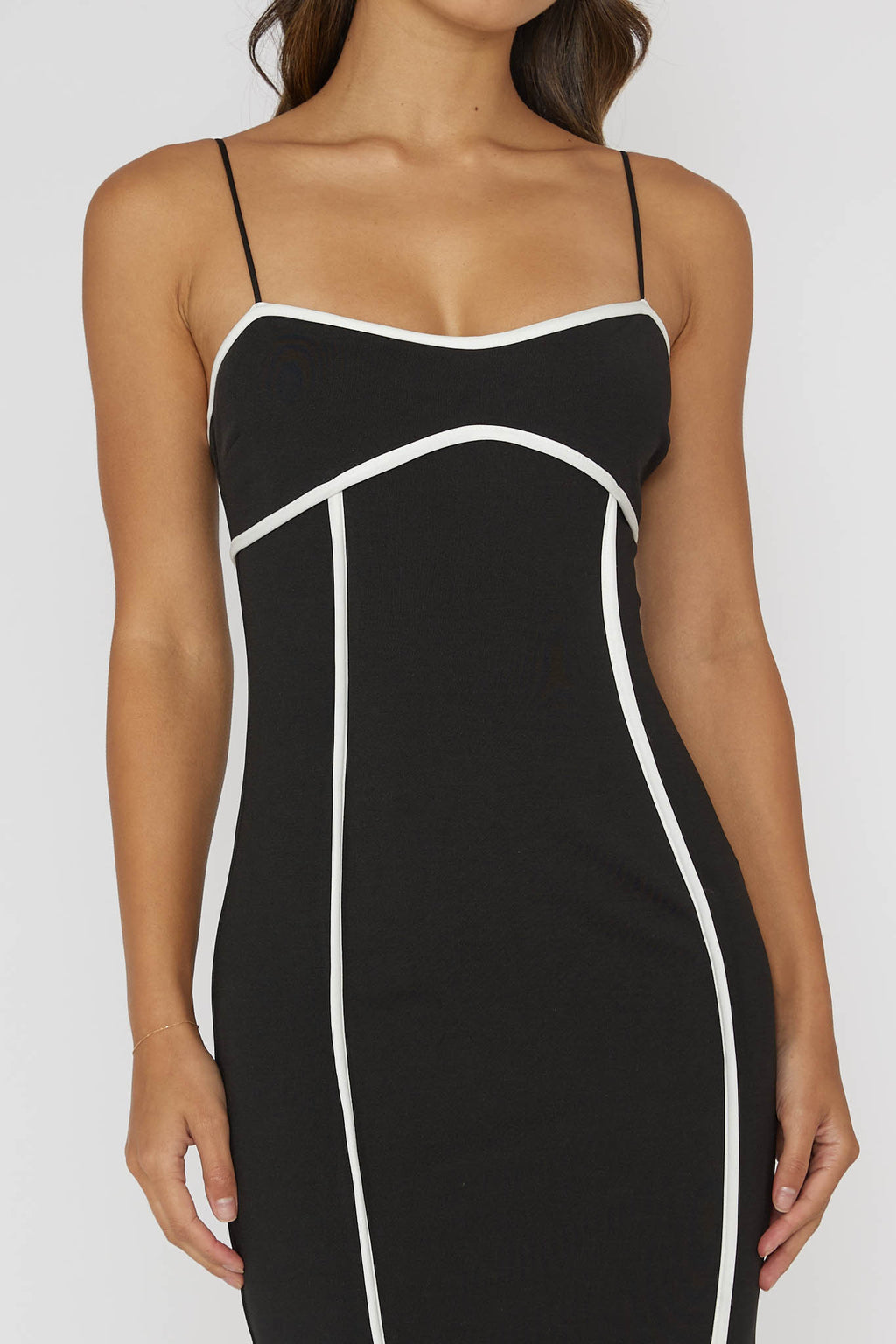 Justyna Contrast Piping Trim Midi Dress Black by Selfie Leslie