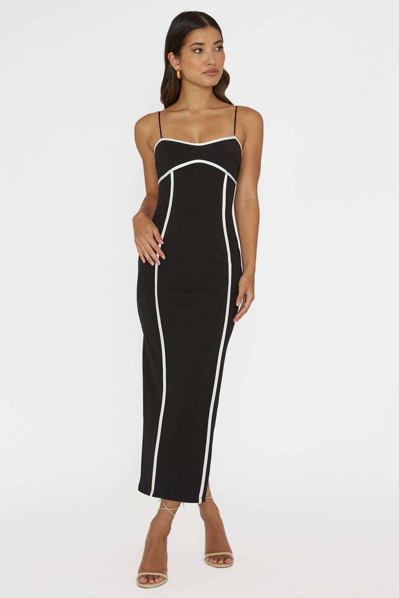 Justyna Contrast Piping Trim Midi Dress Black by Selfie Leslie