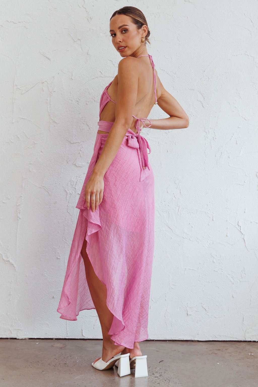Samia Cut-Out Halterneck Midi Dress Pink by Selfie Leslie