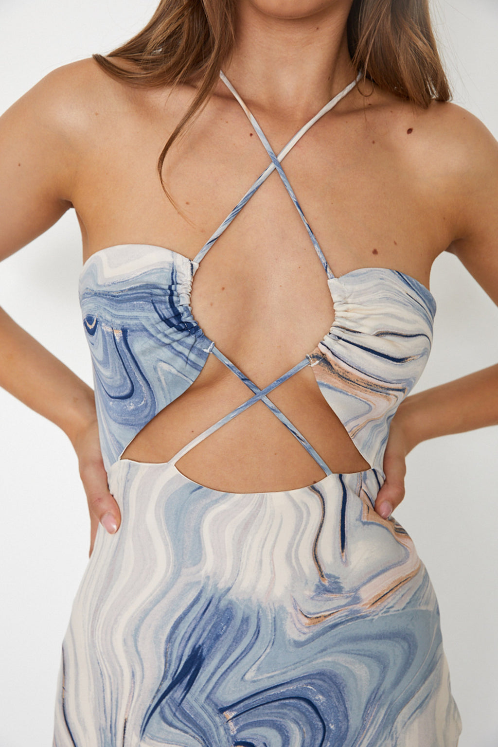 Elanora Strappy Midi Dress Marbled Blue by Selfie Leslie