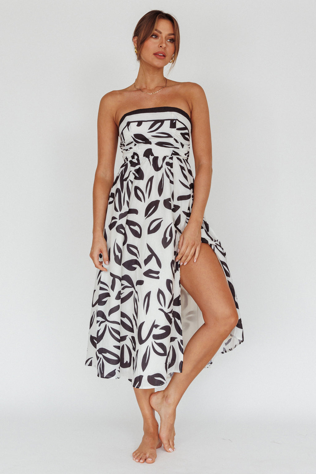 Randi Tie-Back Maxi Dress Leaf Print Beige by Selfie Leslie