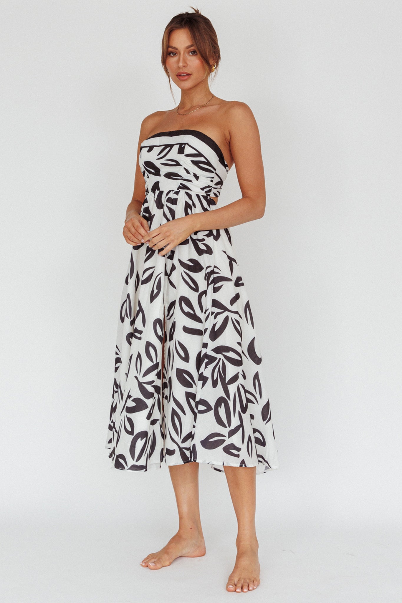 Randi Tie-Back Maxi Dress Leaf Print Beige by Selfie Leslie