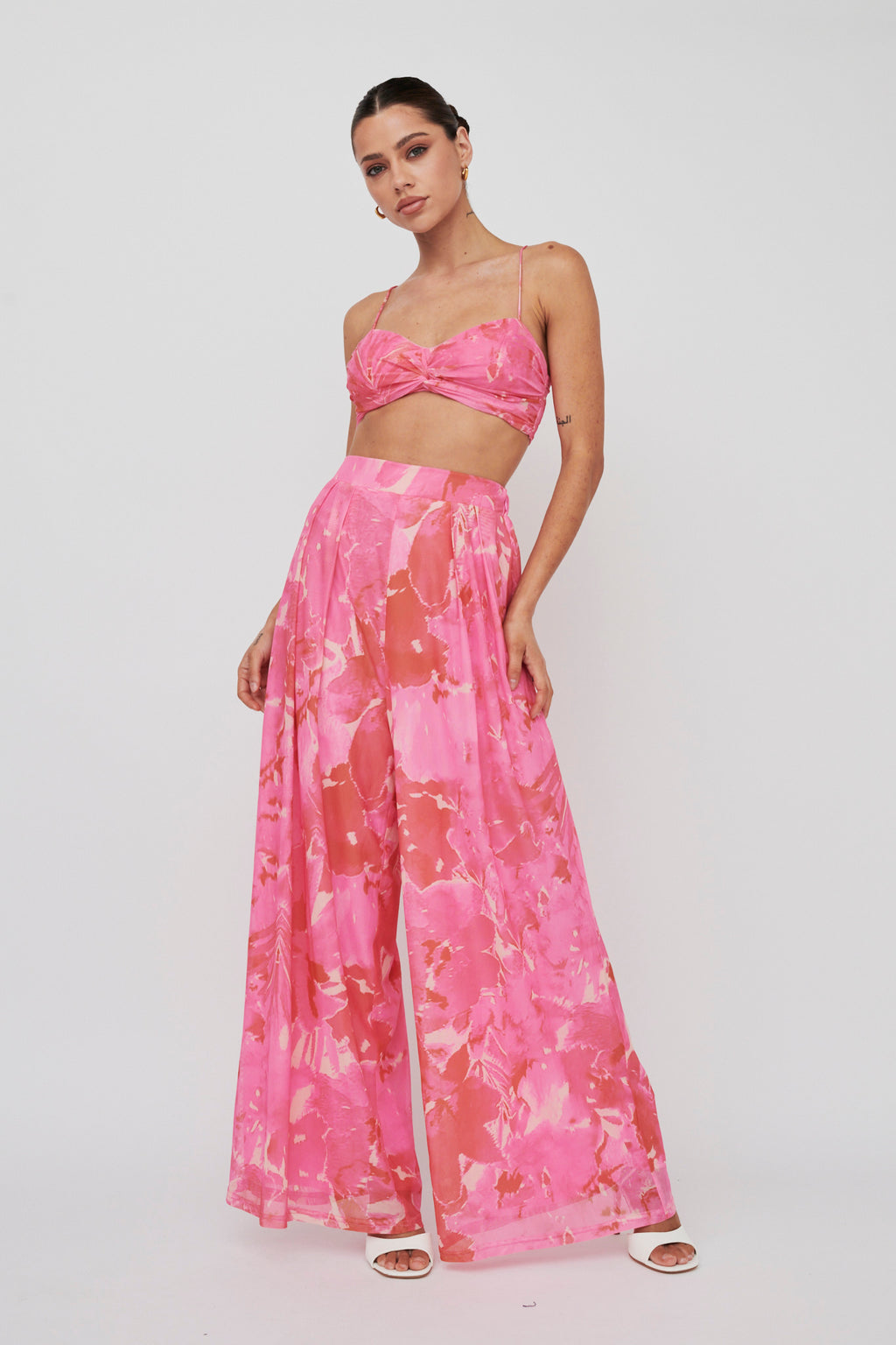 Tammi Tied Back Crop Top Print Blush by Selfie Leslie