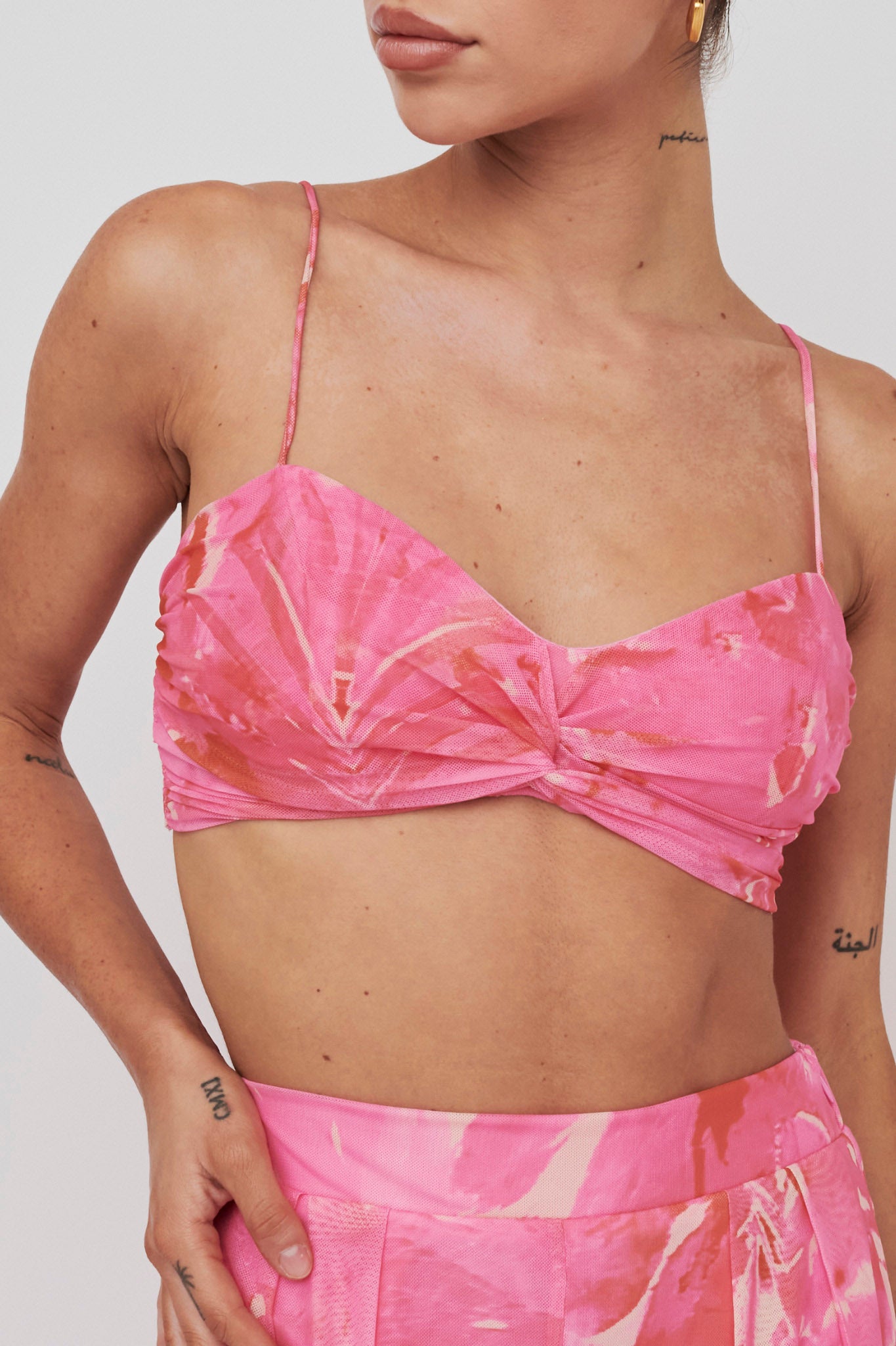 Tammi Tied Back Crop Top Print Blush by Selfie Leslie