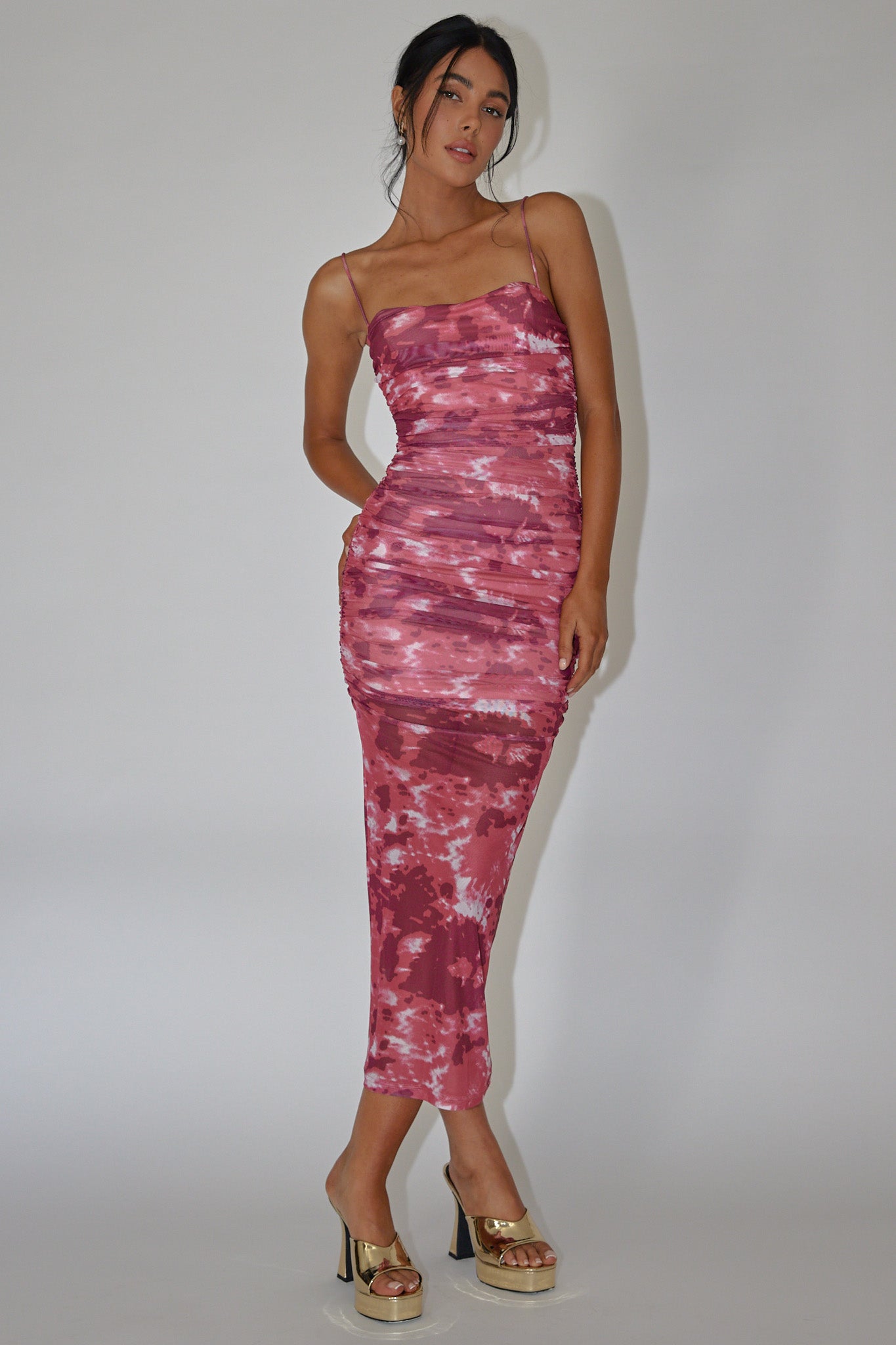Logan Strapless Ruched Midi Dress Print Wine by Selfie Leslie