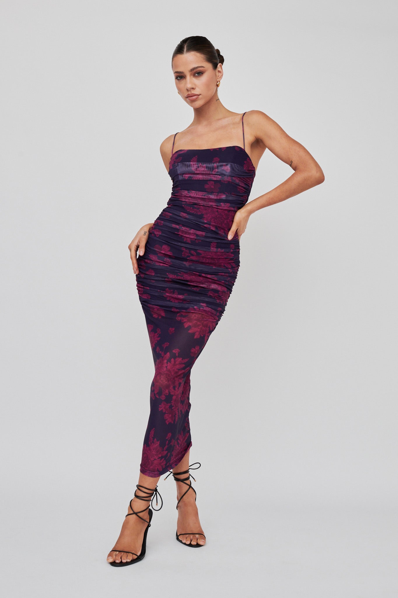 Logan Cami Strap Midi Dress Flower Grape– Selfie Leslie