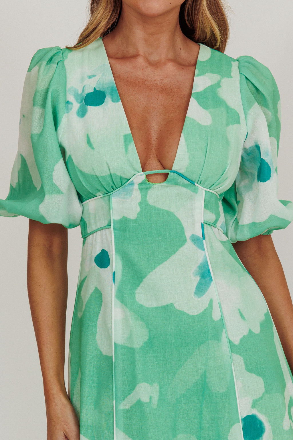 Elias Puff Sleeve Midi Dress Green by Selfie Leslie