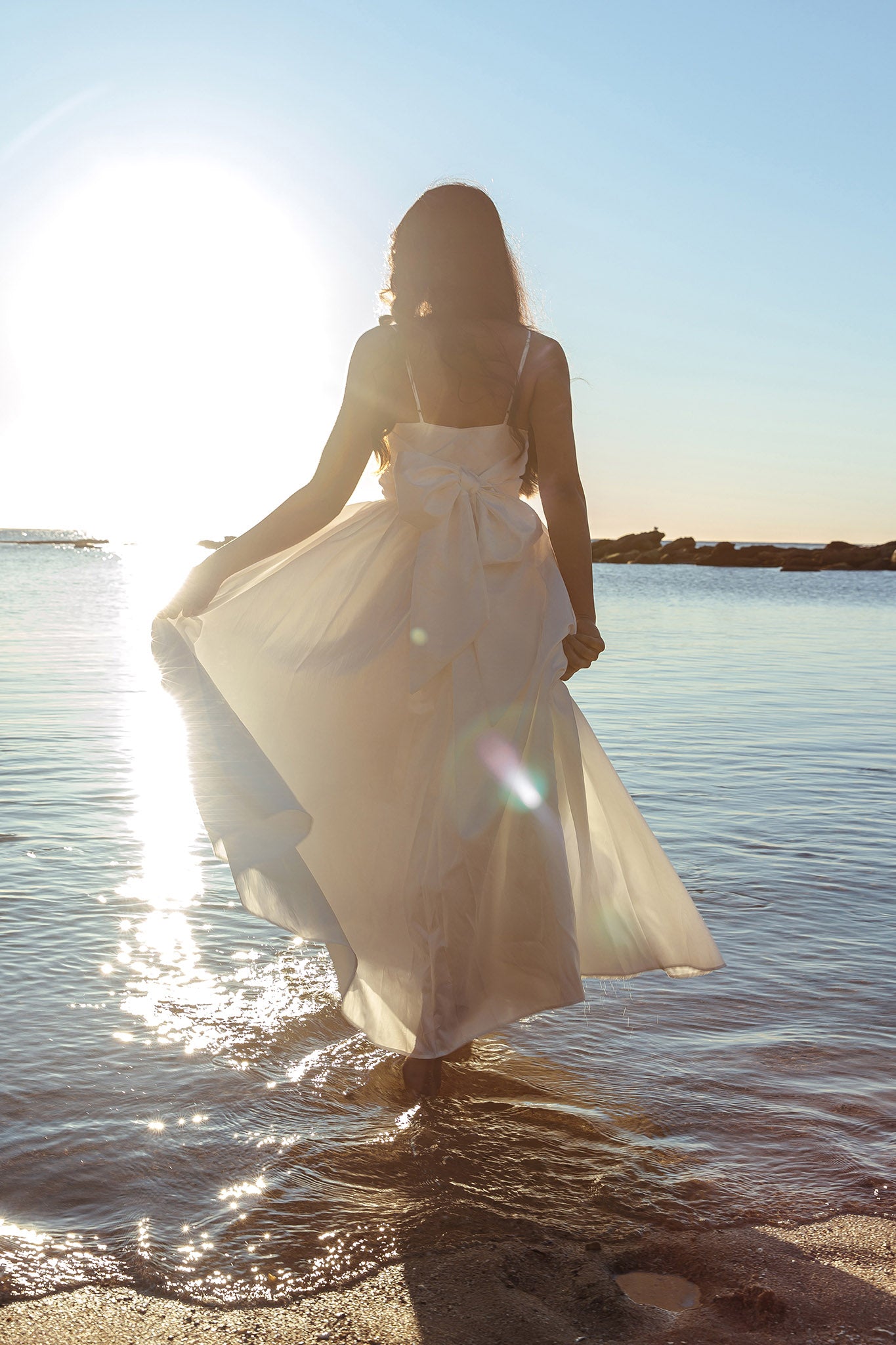 Love Songs Back Bow Maxi Dress White - XL Love Songs Back Bow Maxi Dress White - XL