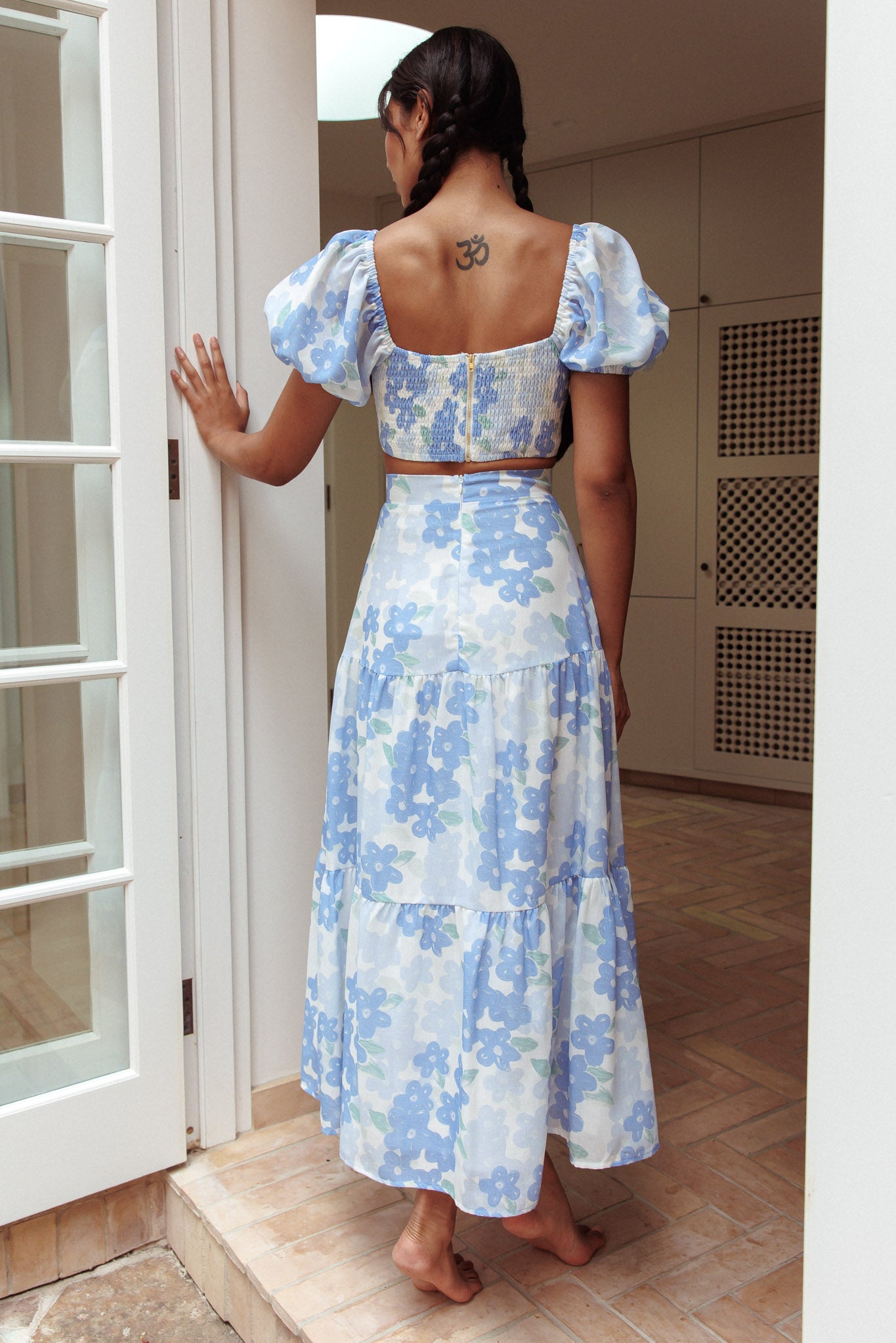 The Moment Maxi Skirt Floral Blue | Selfie Leslie