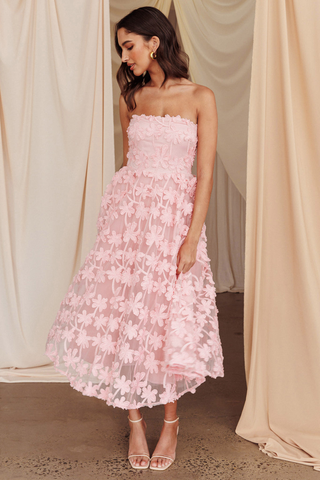 Dori Floral Embellished Midi Dress Blush by Selfie Leslie