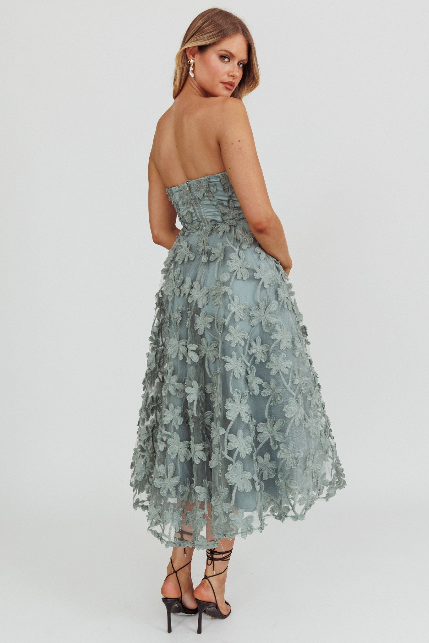 Dori Floral Embellished Midi Dress Sage | Selfie Leslie Dori Floral Embellished Midi Dress Sage | Selfie Leslie