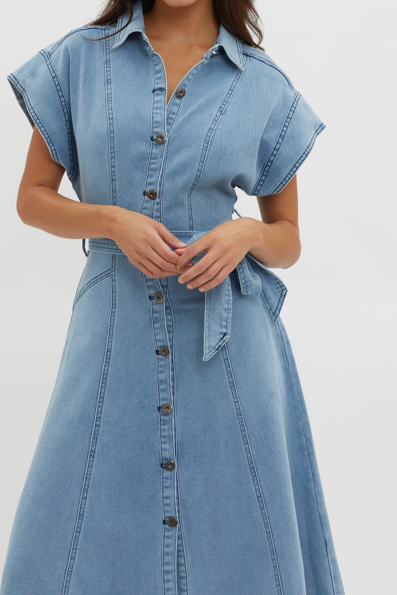 Laureen Short Sleeve Midi Dress Denim Blue Selfie Leslie Laureen Short Sleeve Midi Dress Denim Blue Selfie Leslie