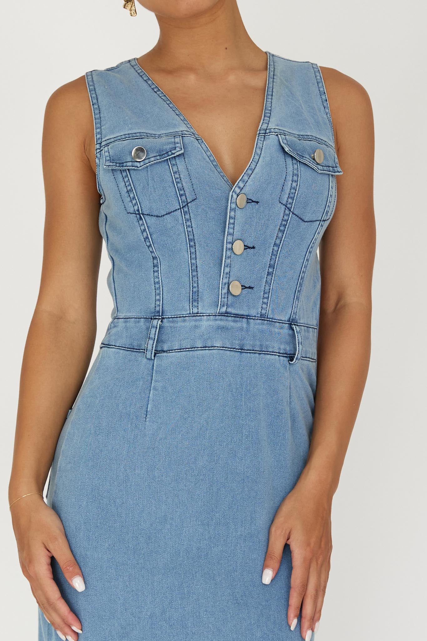 Jazelle Sleeveless Button Front Maxi Dress Denim - S Jazelle Sleeveless Button Front Maxi Dress Denim - S
