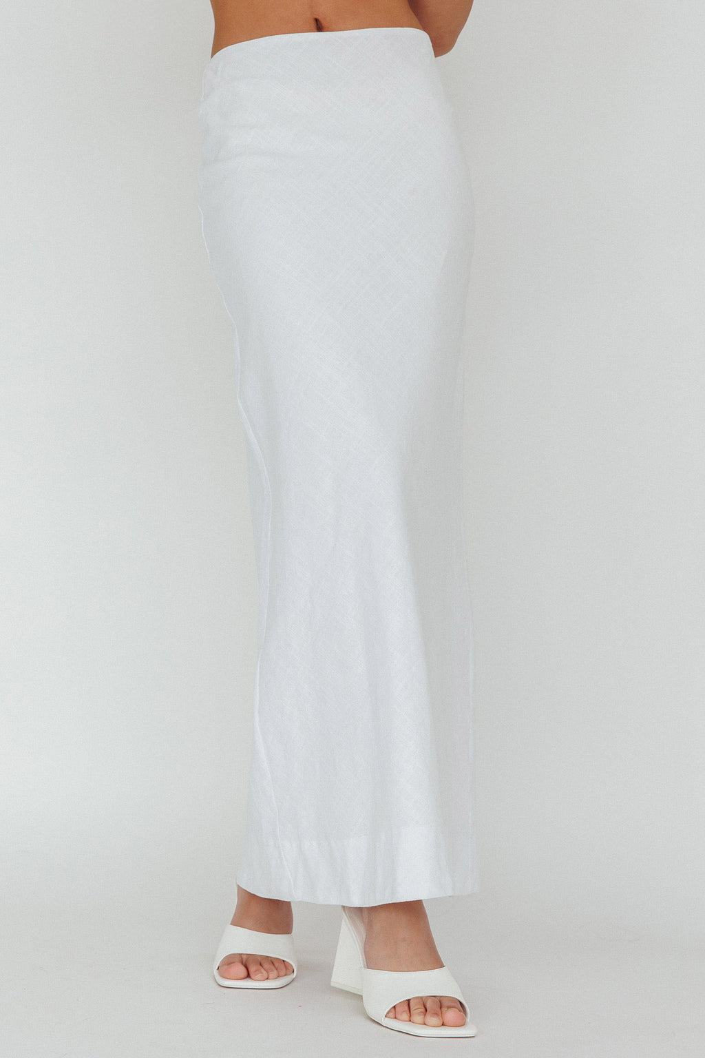 Philomena Midi Skirt White by Selfie Leslie