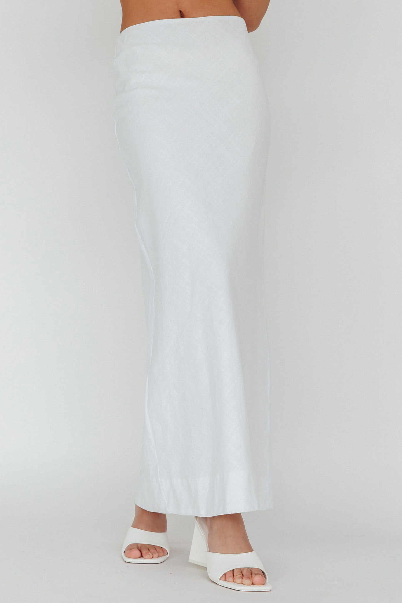 Philomena Midi Skirt White by Selfie Leslie