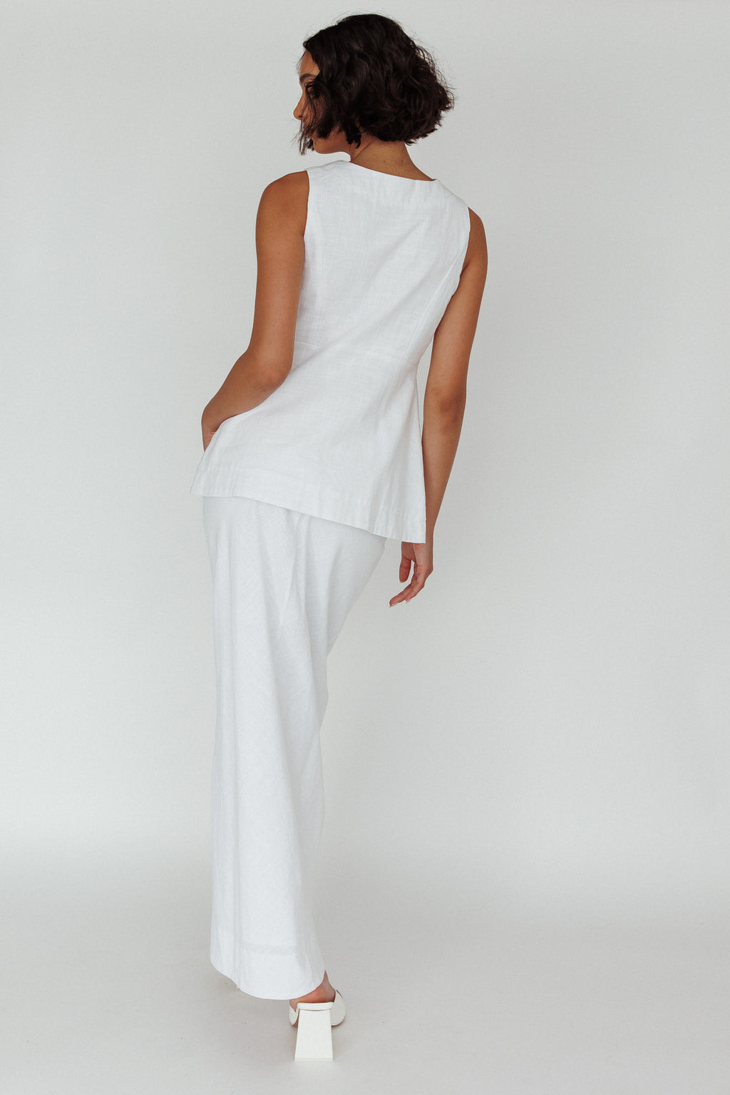 Philomena Midi Skirt White by Selfie Leslie