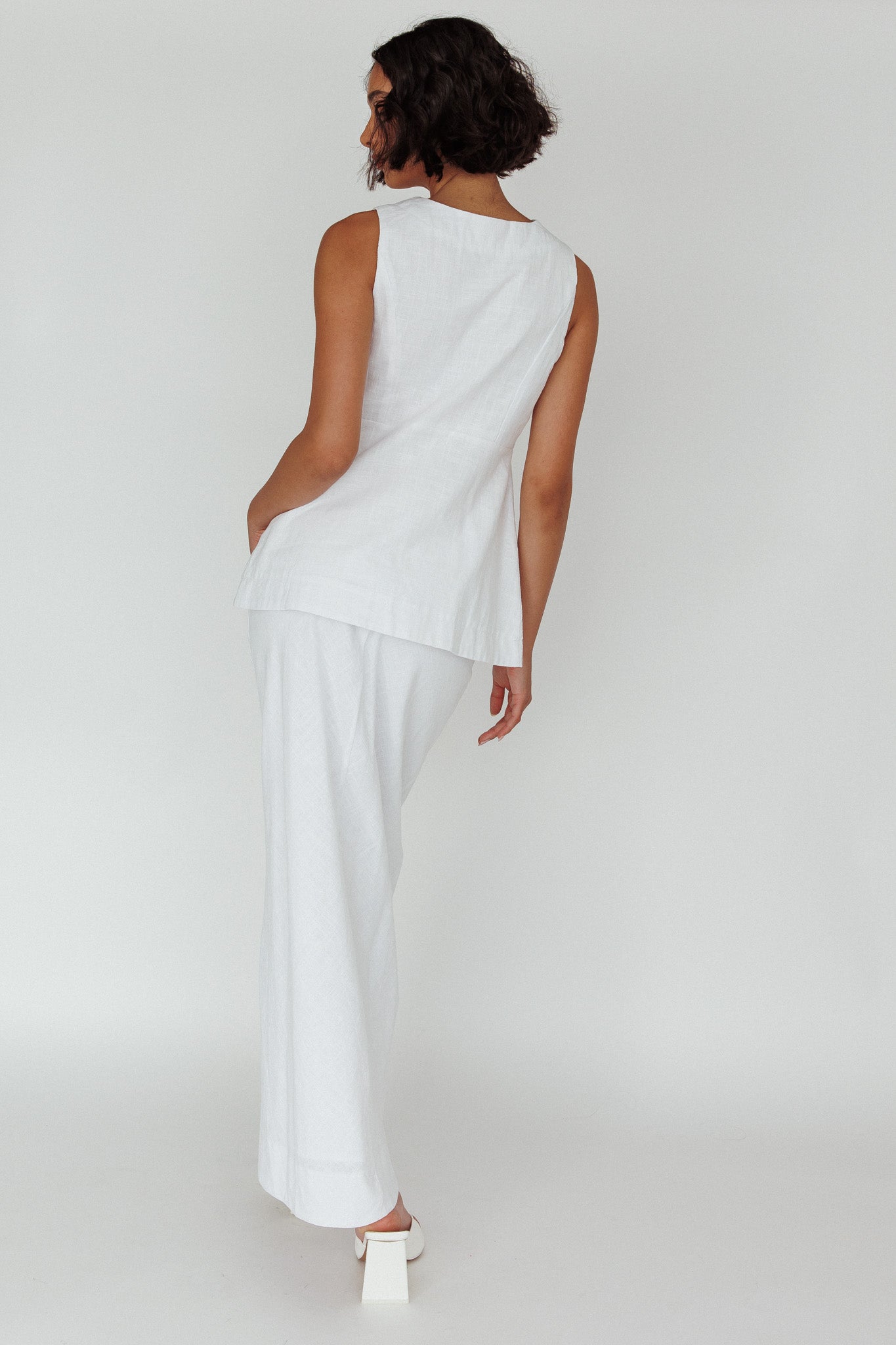 Philomena Midi Skirt White by Selfie Leslie