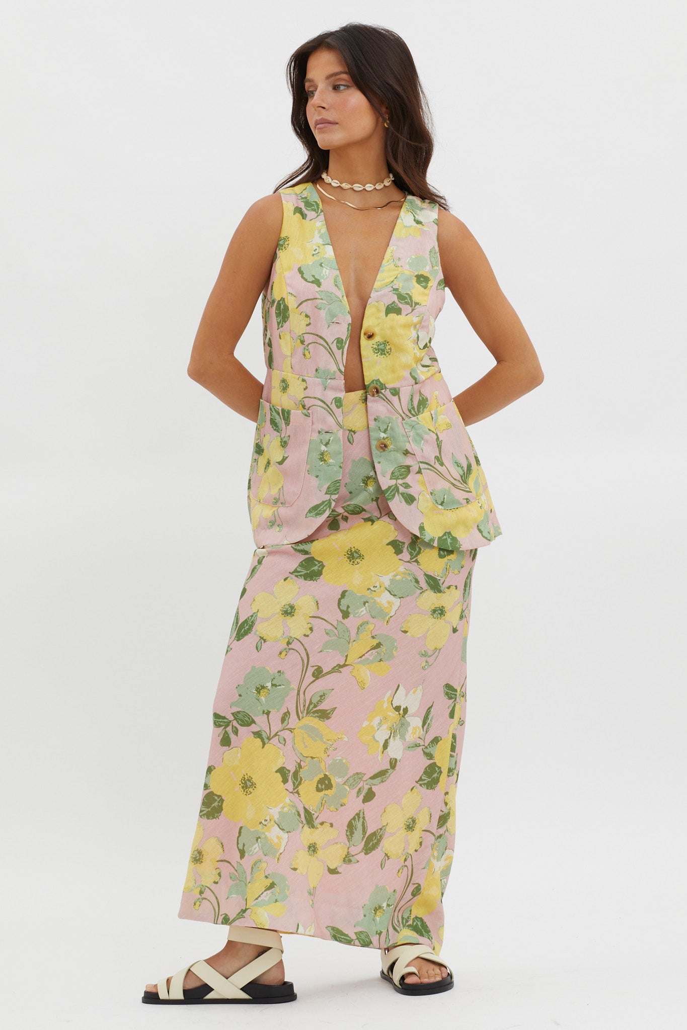 Philomena Midi Skirt Floral Blush by Selfie Leslie