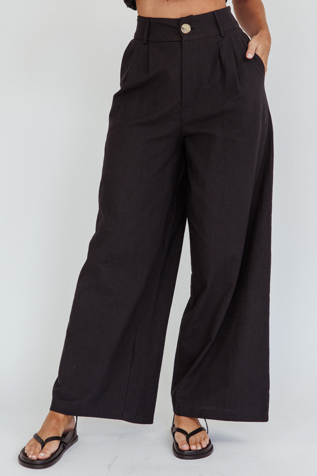Philomena Wide-Leg Pants Black by Selfie Leslie