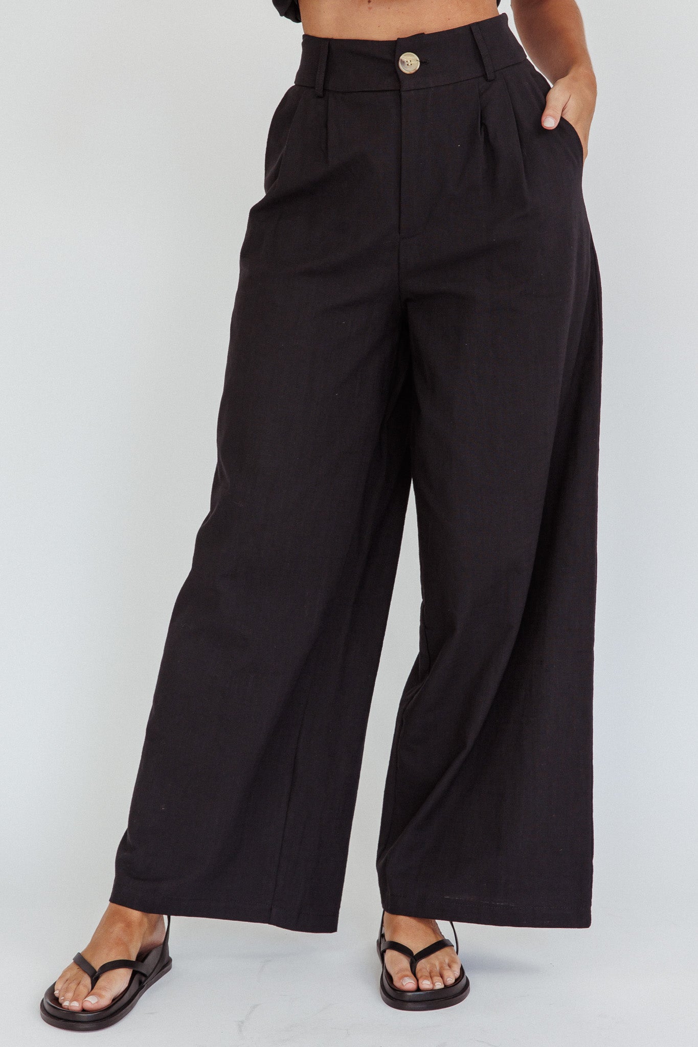 Philomena Wide-Leg Pants Black by Selfie Leslie