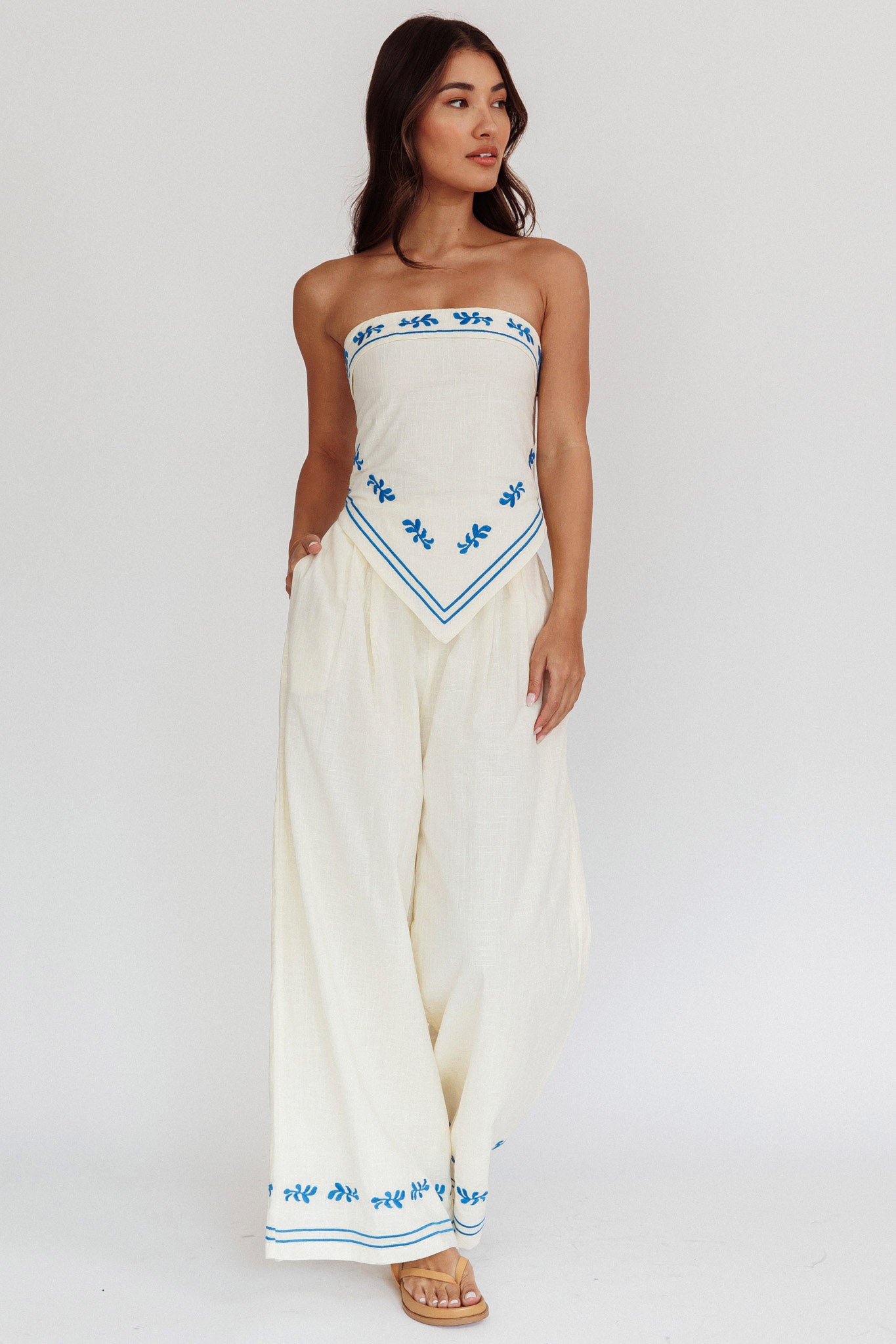 Sought After Wide-Leg Pocket Pants Oat by Selfie Leslie