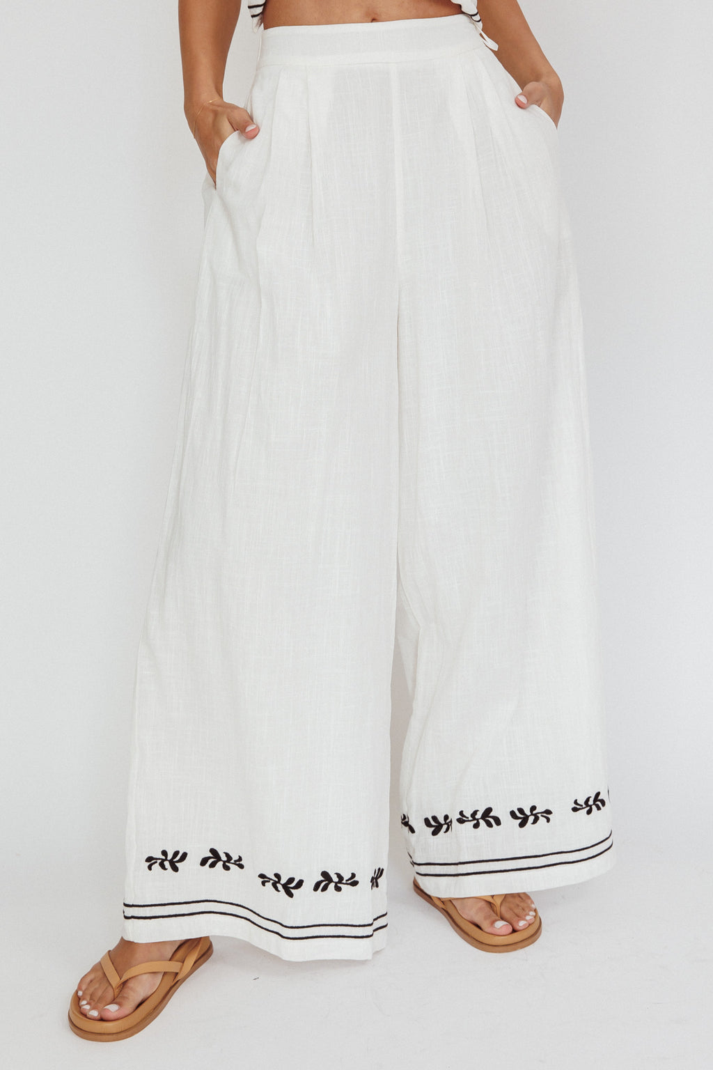 Sought After Wide-Leg Pocket Pants Off White by Selfie Leslie