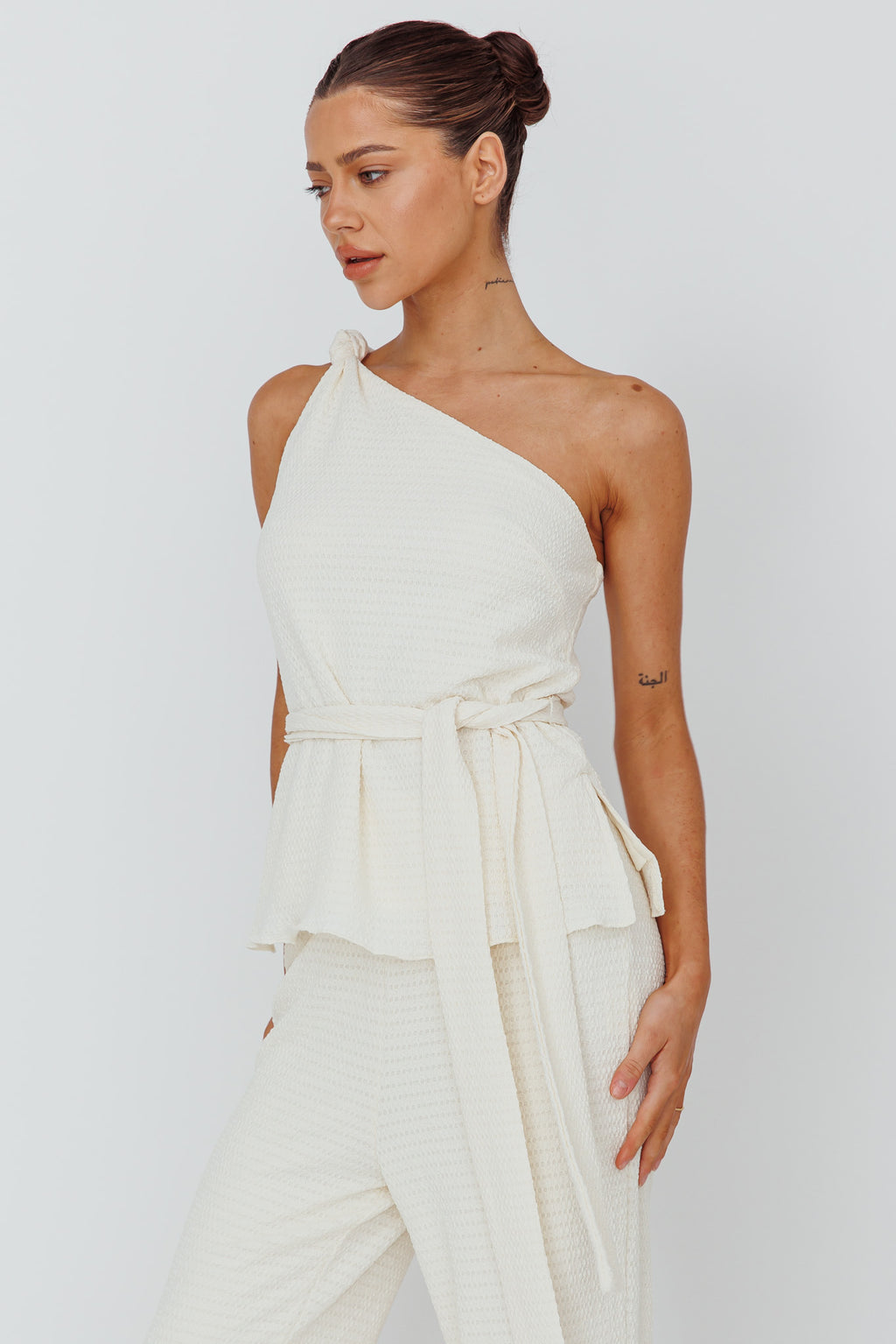 Austin City One-Shoulder Waist Tie Top Cream by Selfie Leslie