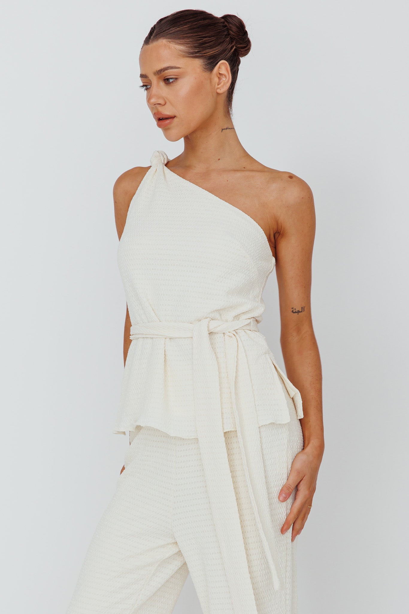 Austin City One-Shoulder Waist Tie Top Cream by Selfie Leslie