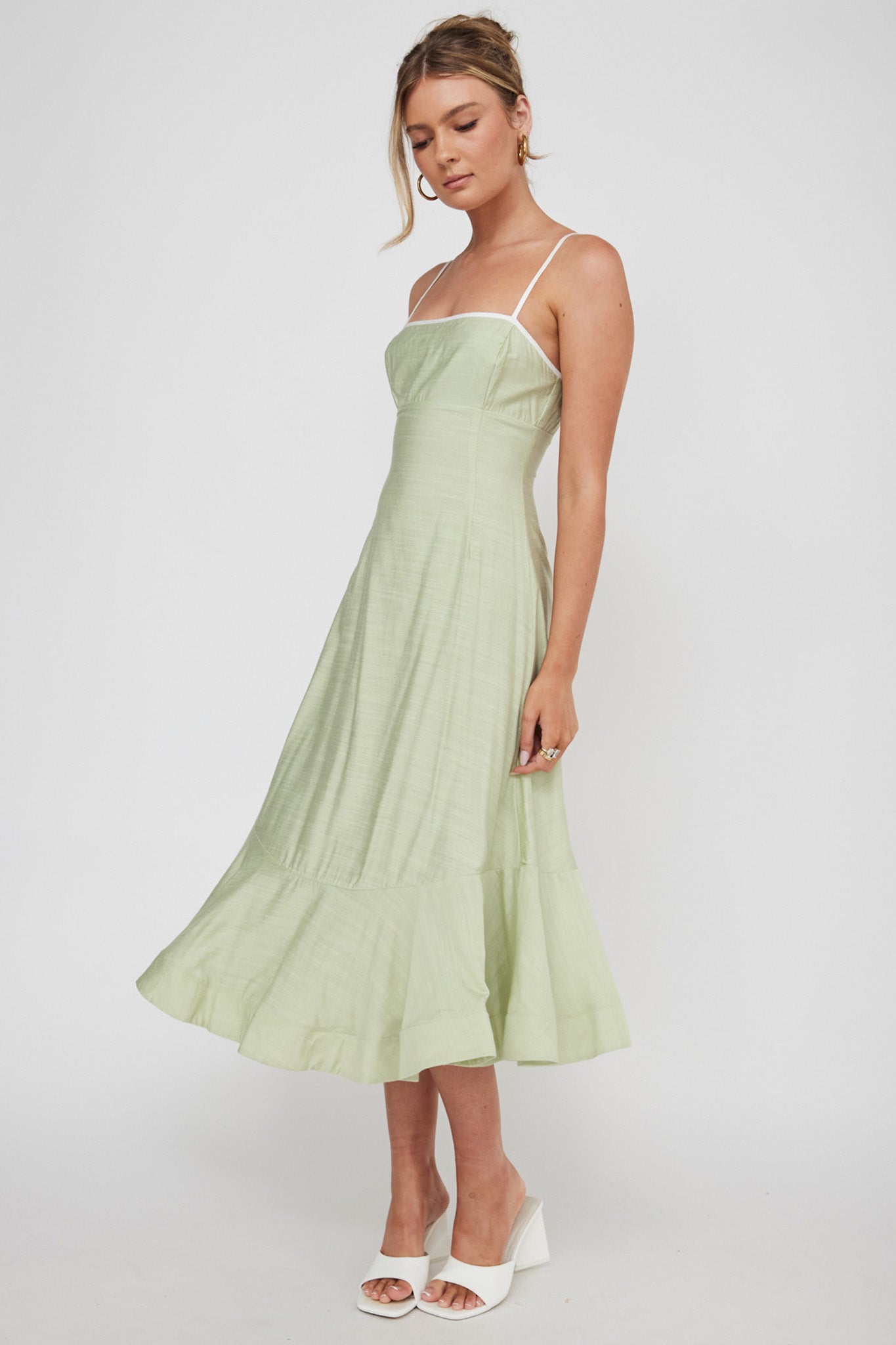 Noni Cami Strap Swing Midi Dress Pistachio by Selfie Leslie