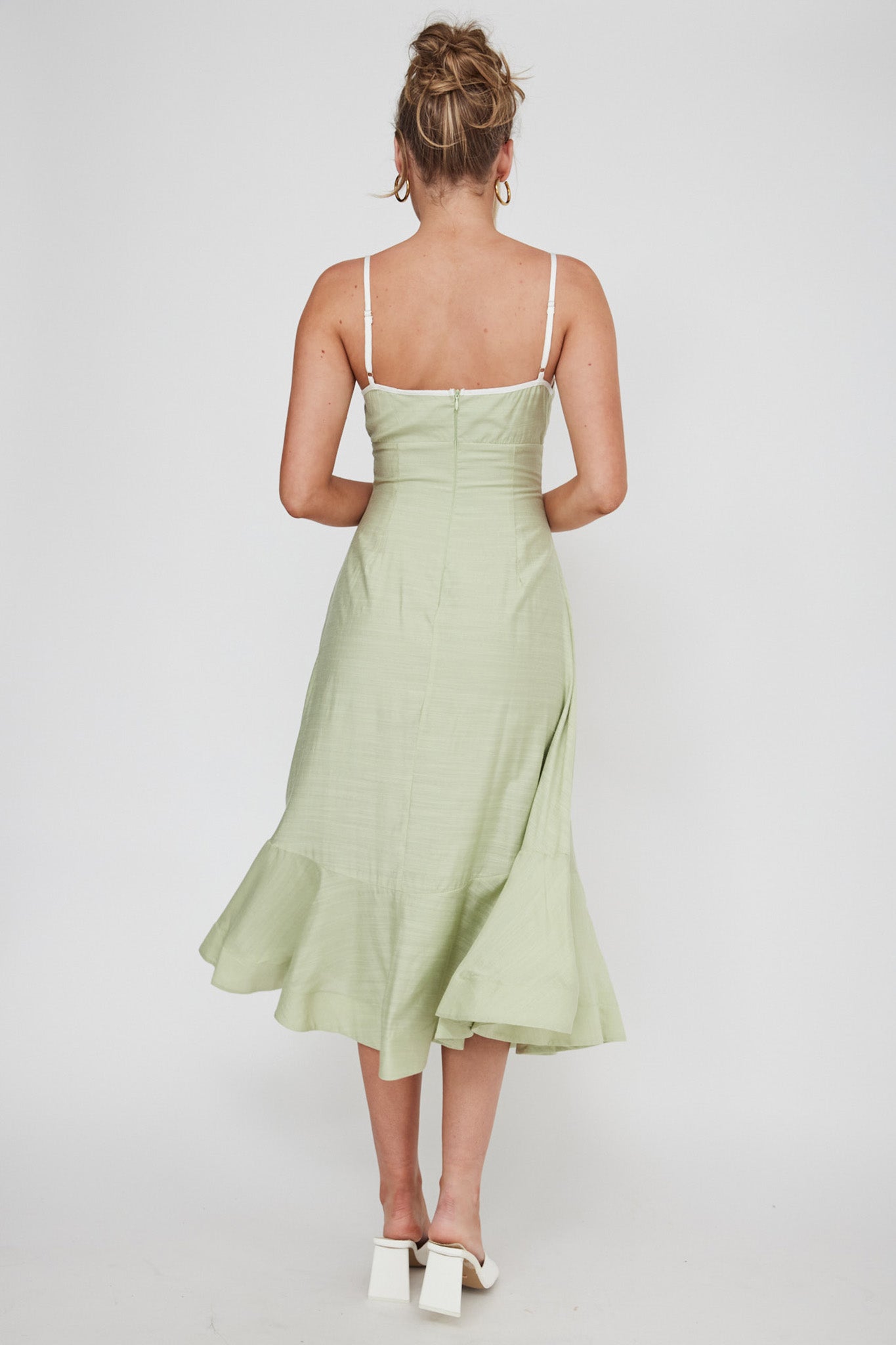 Noni Cami Strap Swing Midi Dress Pistachio by Selfie Leslie