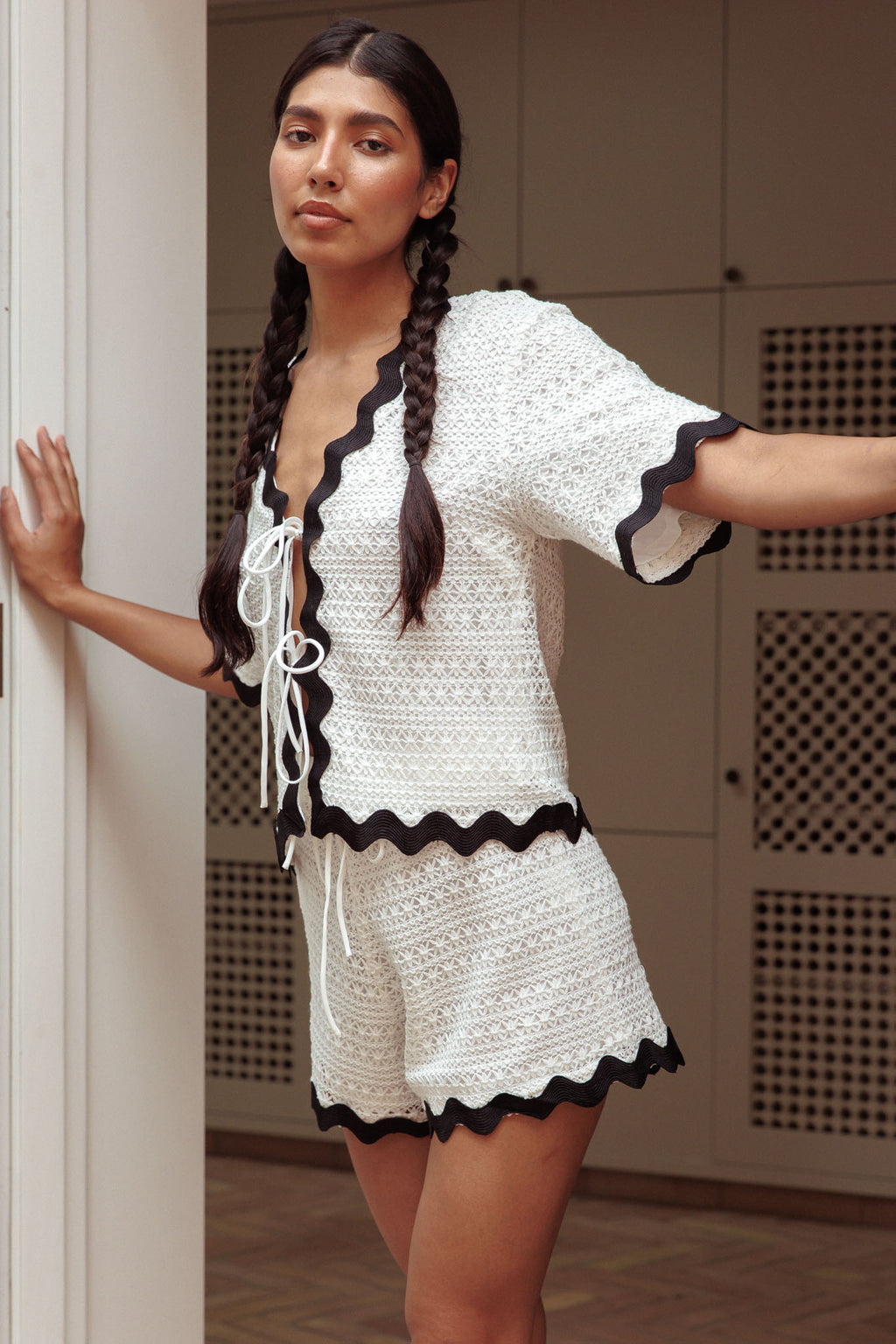 Breakaway Tie Front Shirt Crochet White by Selfie Leslie
