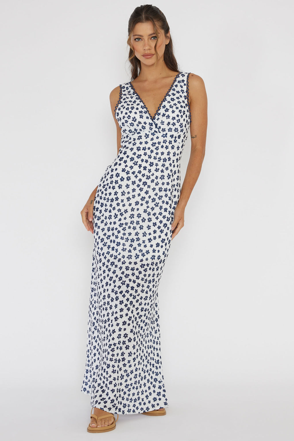 Miss Divine V-Neck Maxi Dress Flower Blue by Selfie Leslie