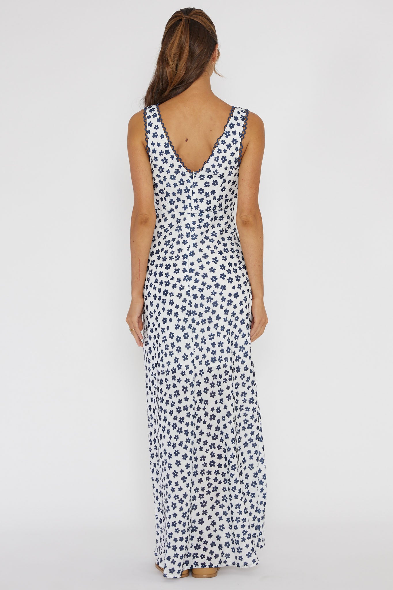 Miss Divine V-Neck Maxi Dress Flower Blue by Selfie Leslie