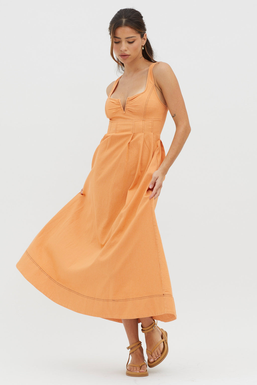Isadore V-Bust Midi Dress Mango by Selfie Leslie