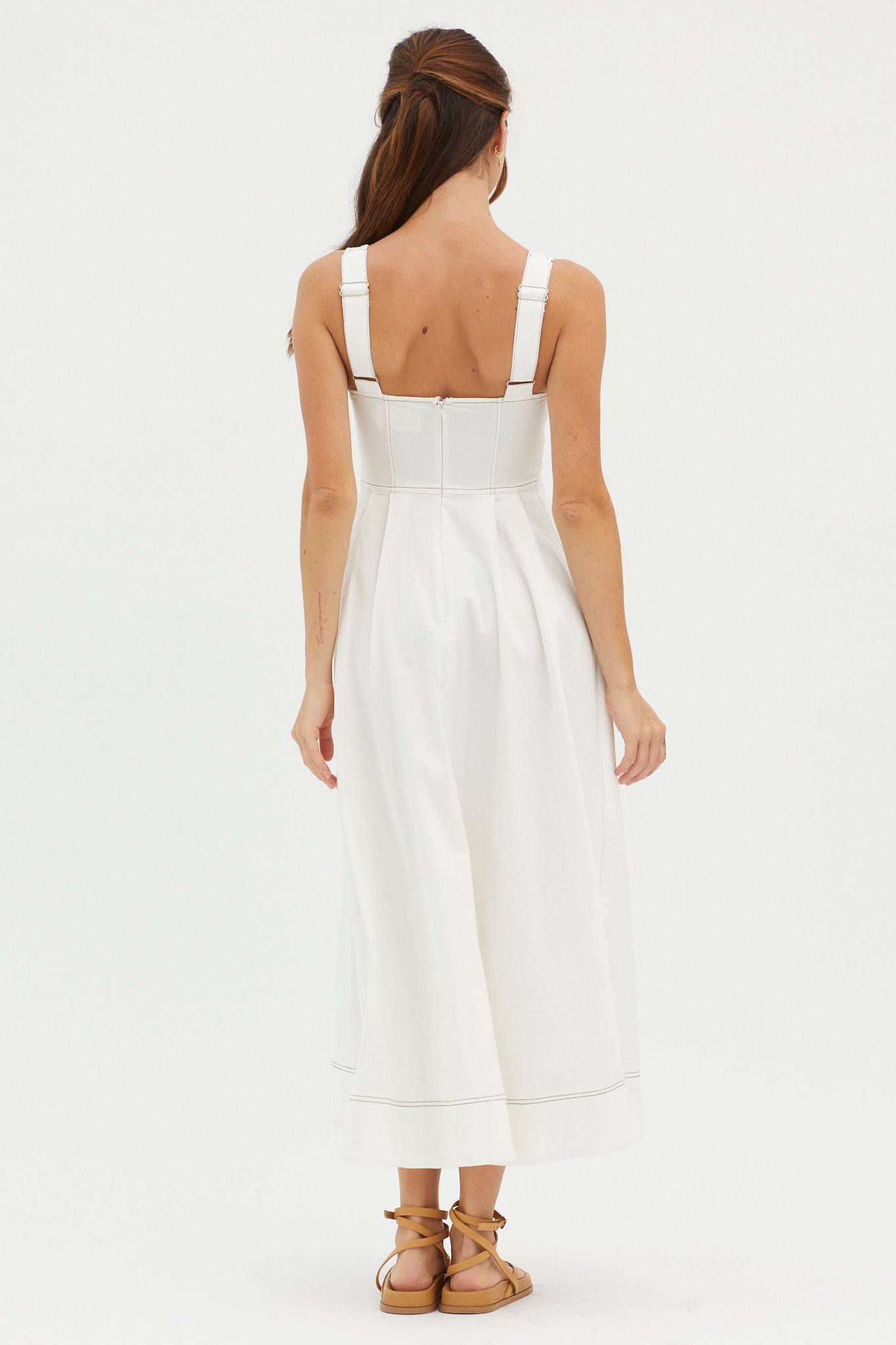 Isadore V-Bust Midi Dress White by Selfie Leslie