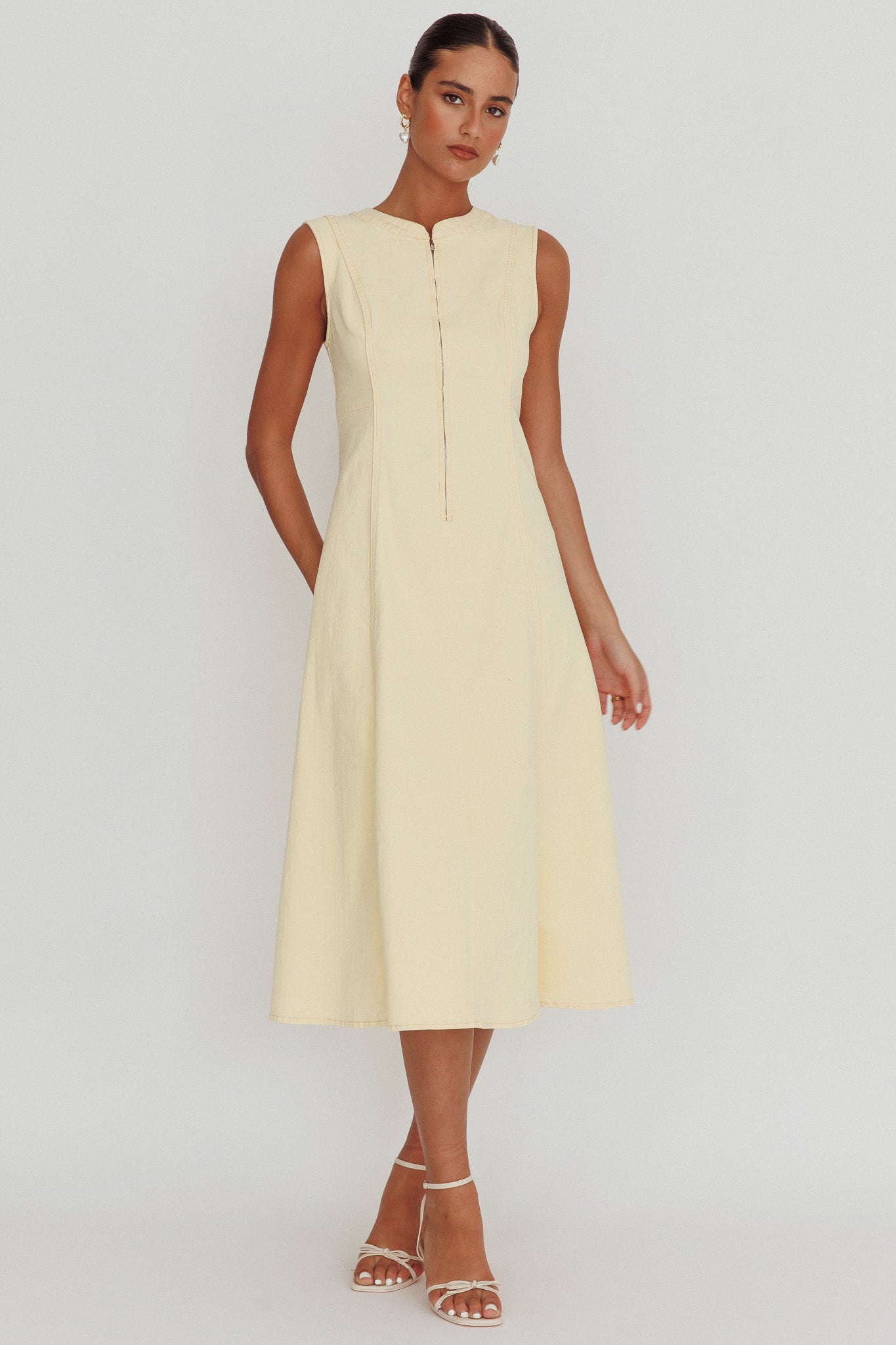 Passionate Flame Sleeveless A-line Midi Dress Beige Selfie Leslie Passionate Flame Sleeveless A-line Midi Dress Beige Selfie Leslie