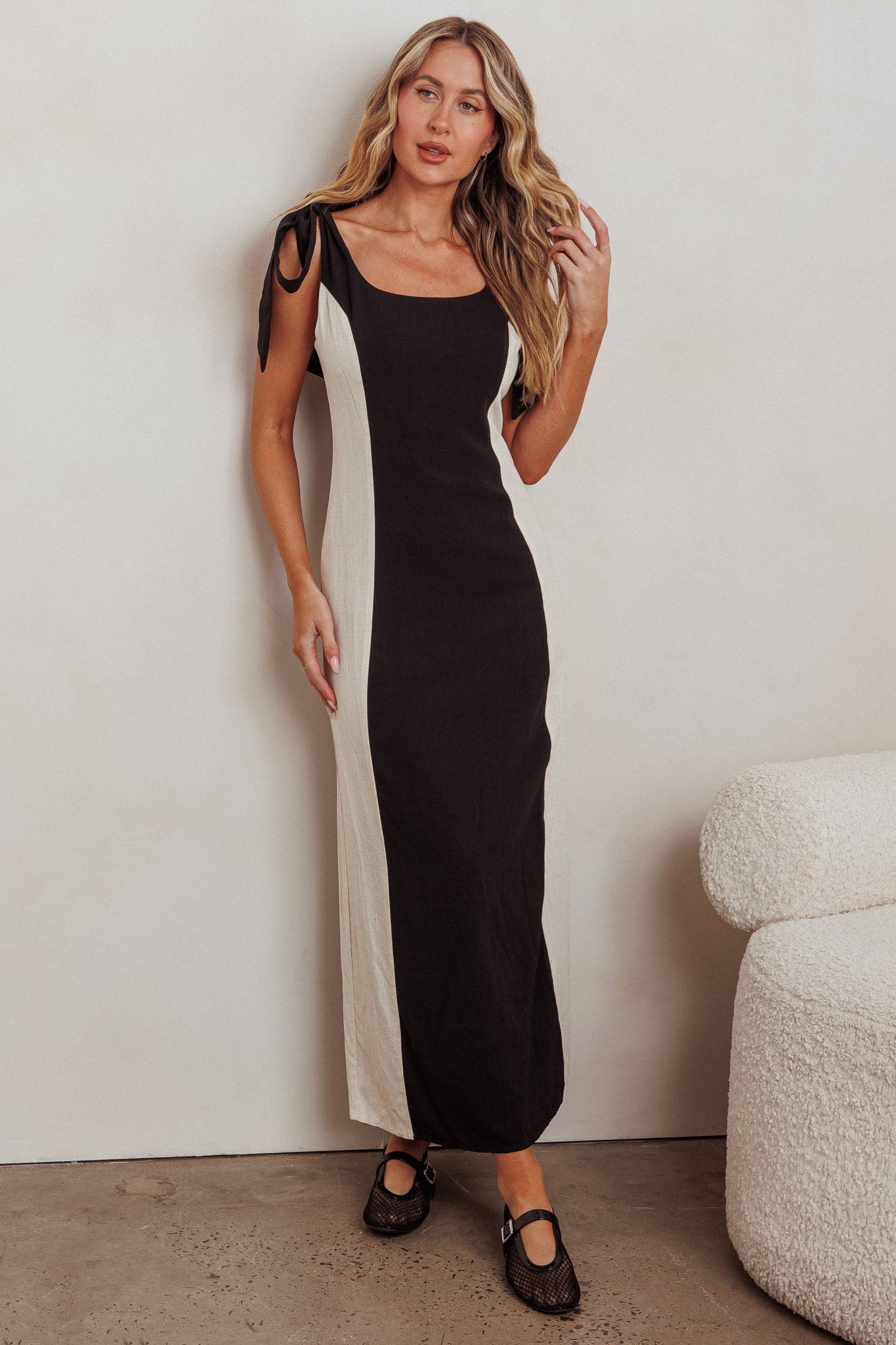 Kiss City Tied Shoulders Contrast Maxi Dress Black/Oat by Selfie Leslie