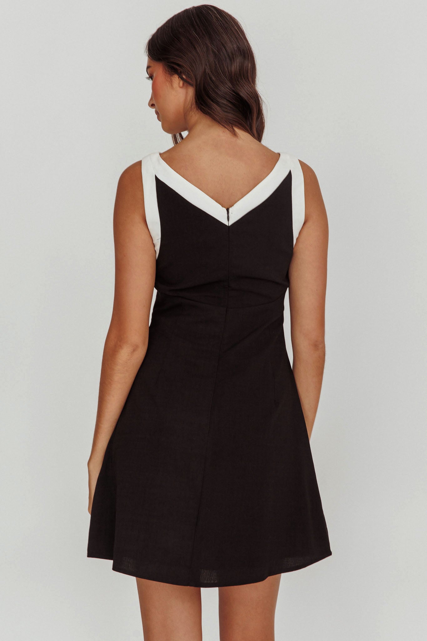Loving Me Sleeveless A-line Mini Dress Black by Selfie Leslie
